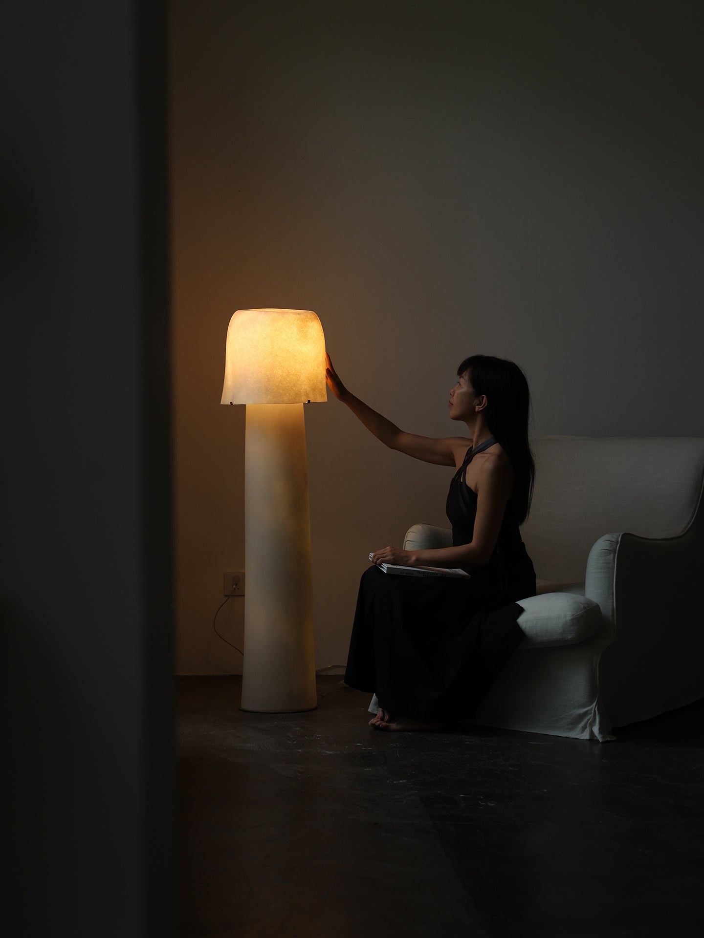 Vellum Moderne Minimaliste Plastique Métal Lampadaire
