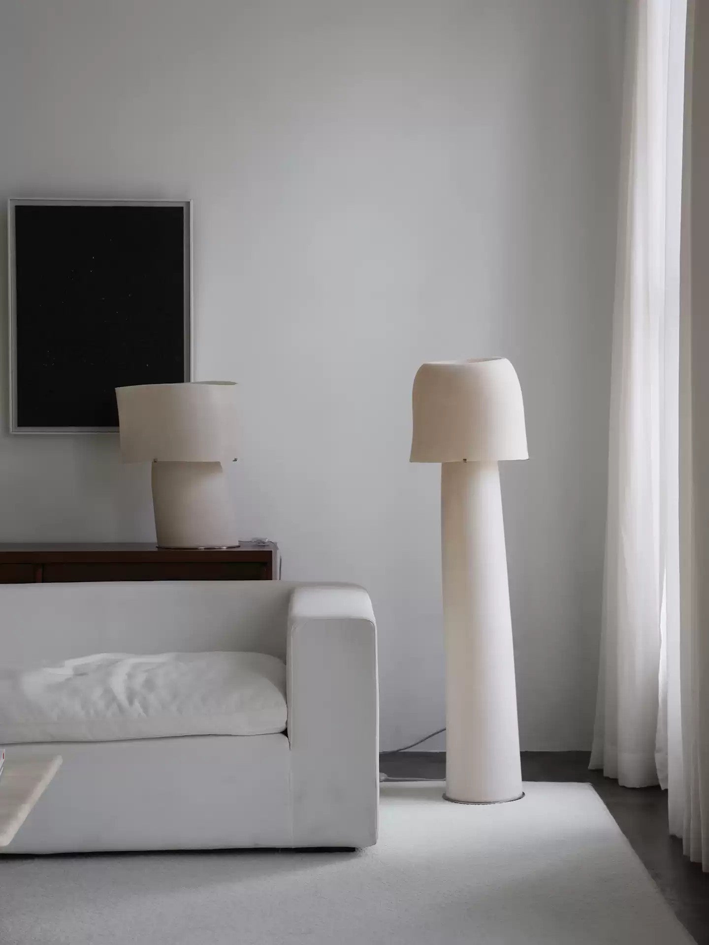 Vellum Moderne Minimaliste Plastique Métal Lampadaire