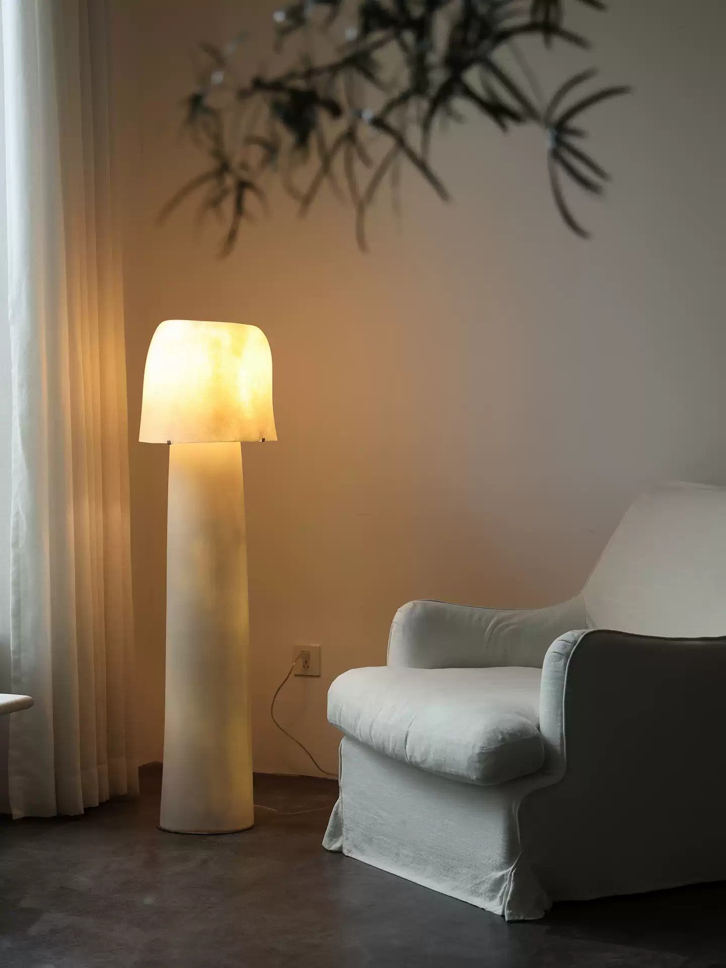 Vellum Moderne Minimaliste Plastique Métal Lampadaire