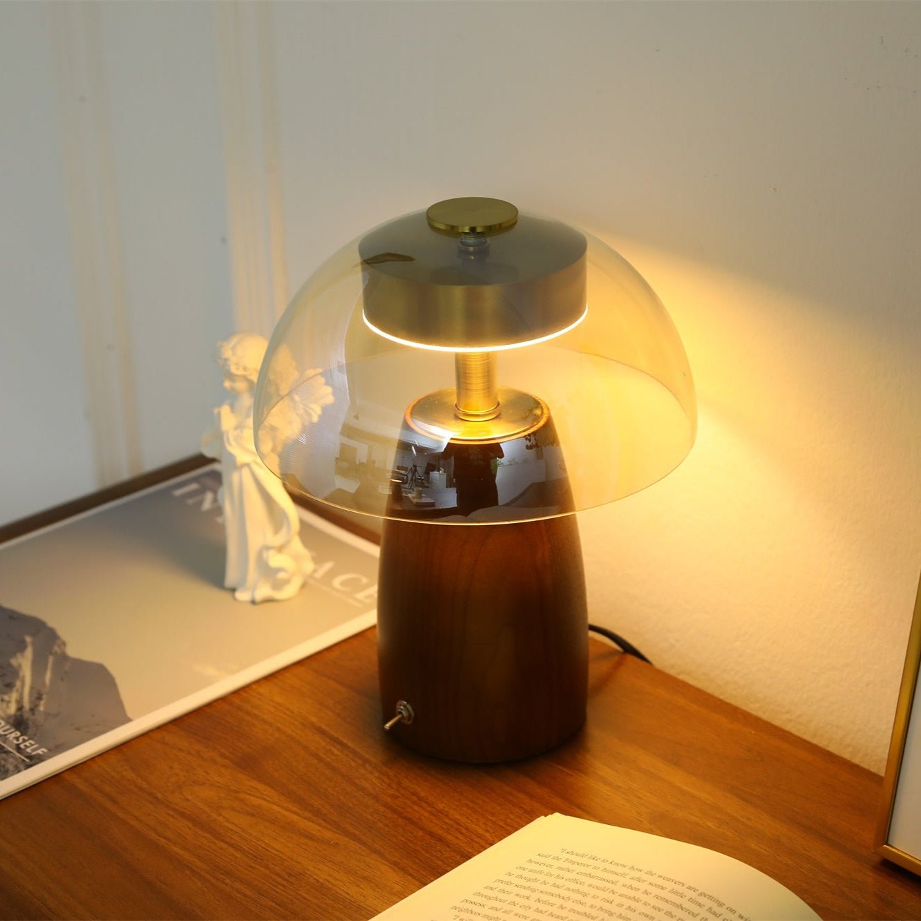 Veyra Lampe de Table Élégante Moderne en Verre