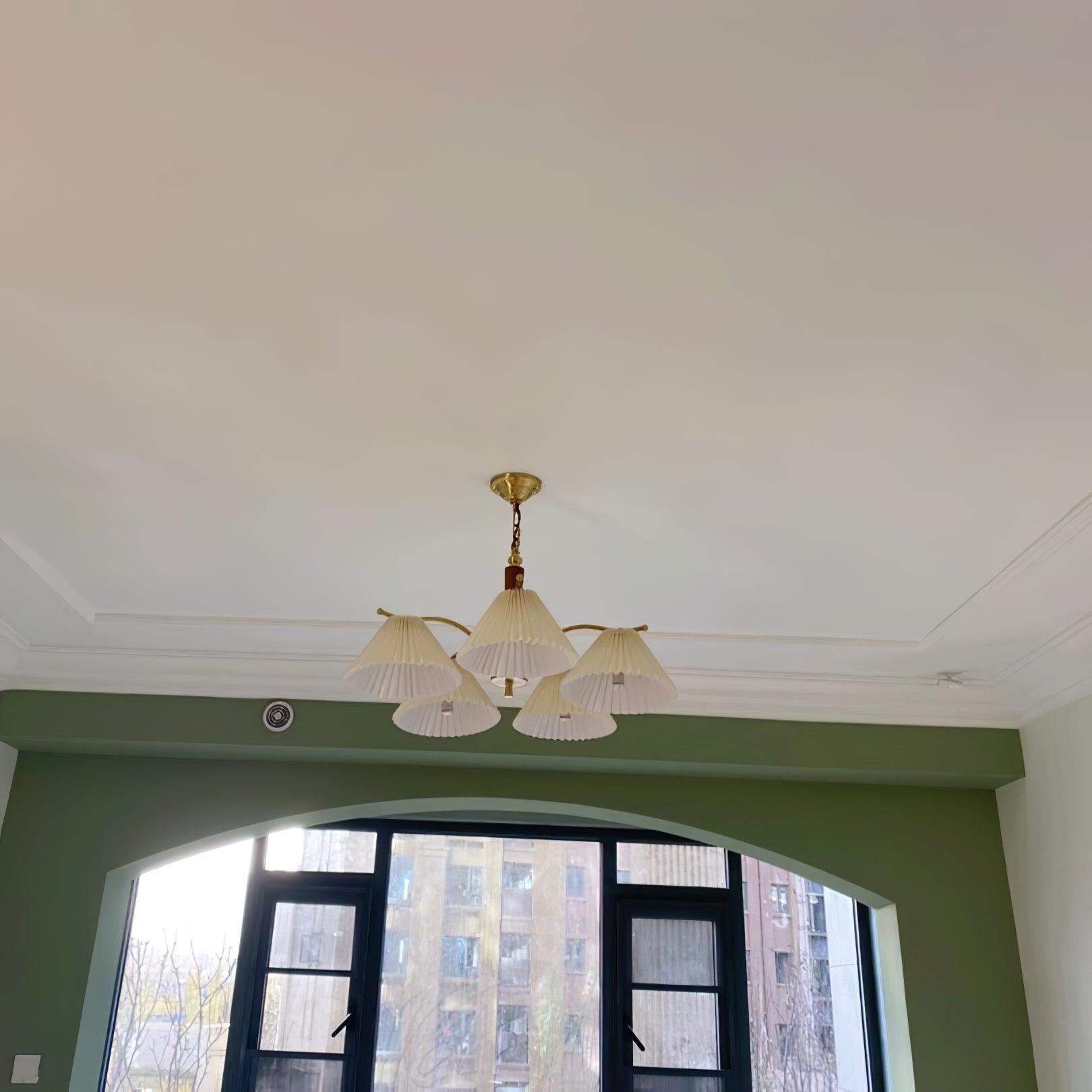 Wrinkled Chandelier - Blowlighting