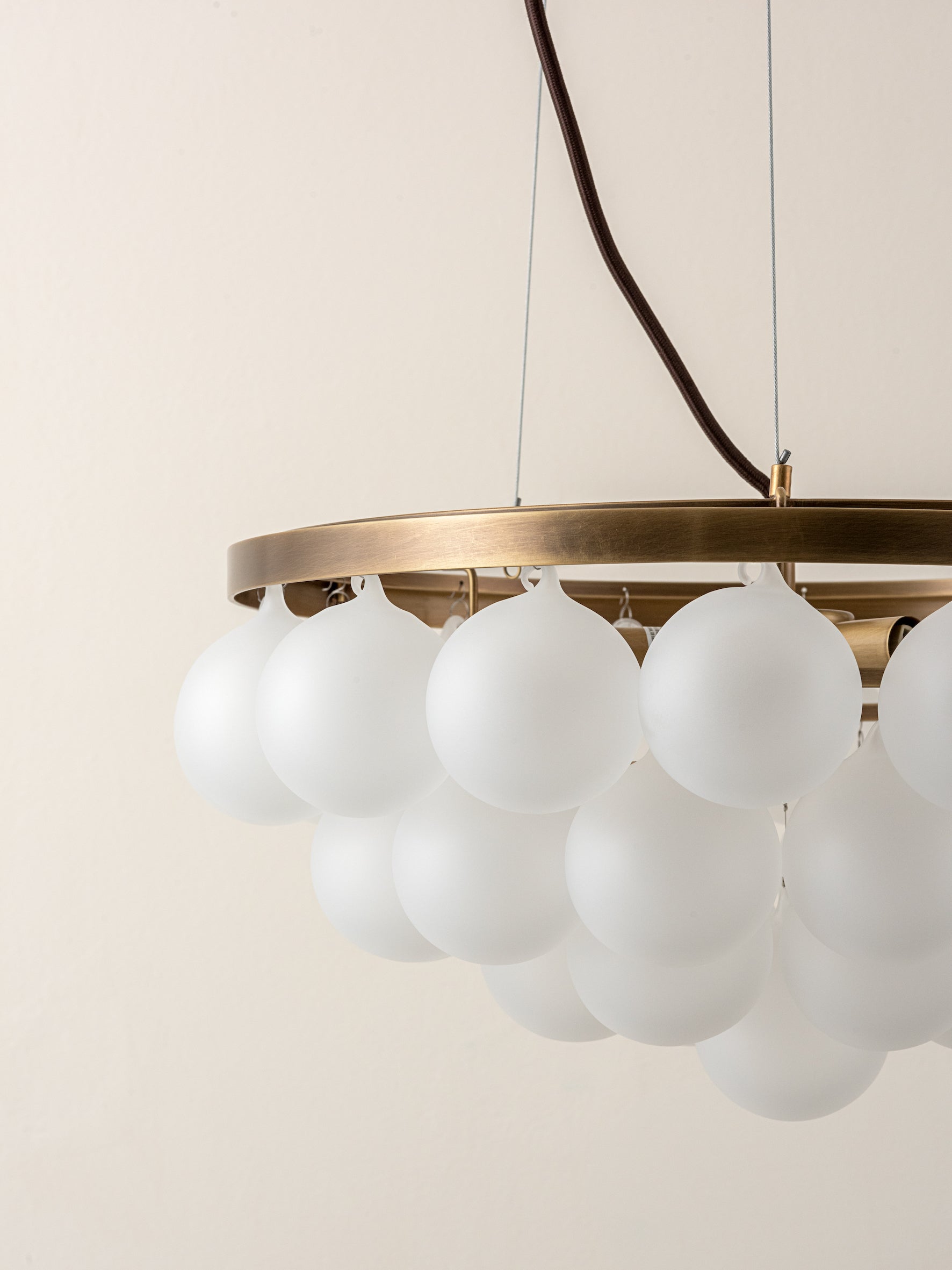 Eden Lustre Moderne en Laiton