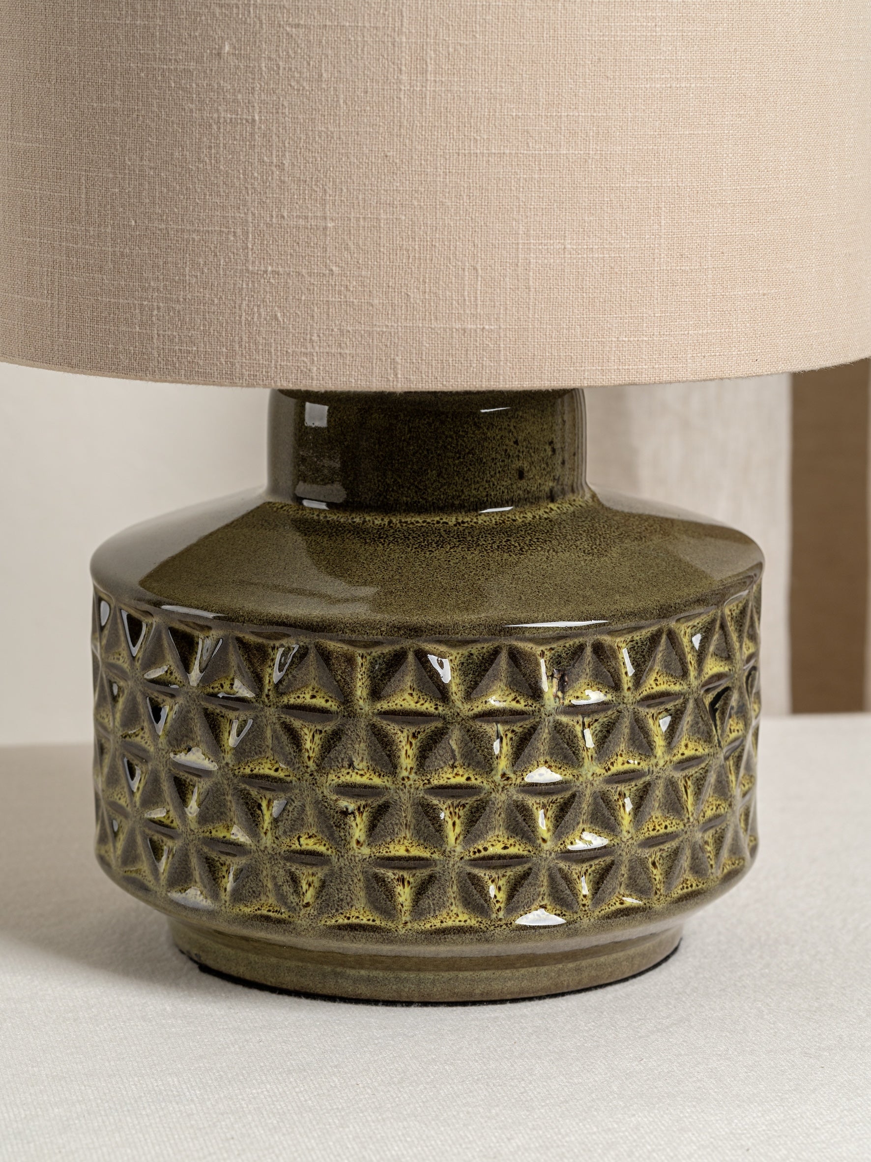 Filaree lampe de table courte en céramique émaillée verte