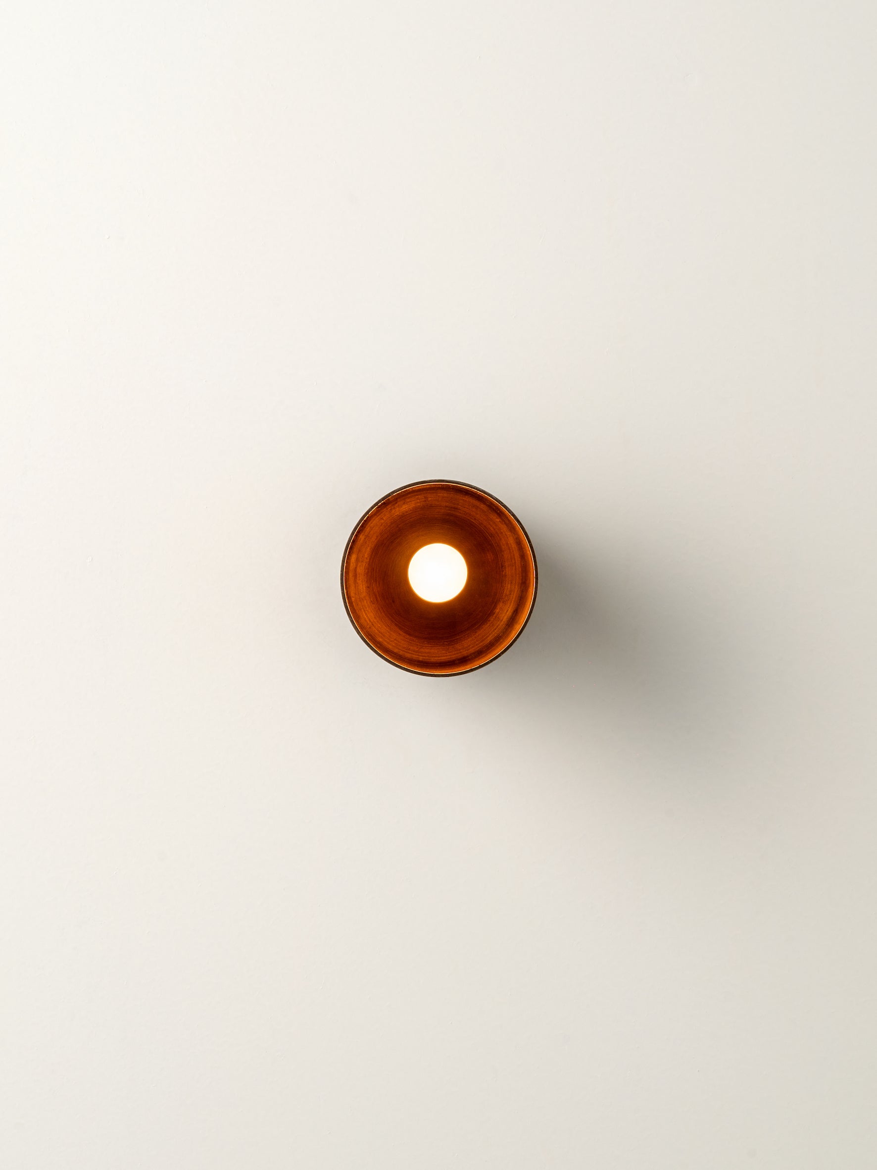 Guilla - applique murale cylindrique en laiton