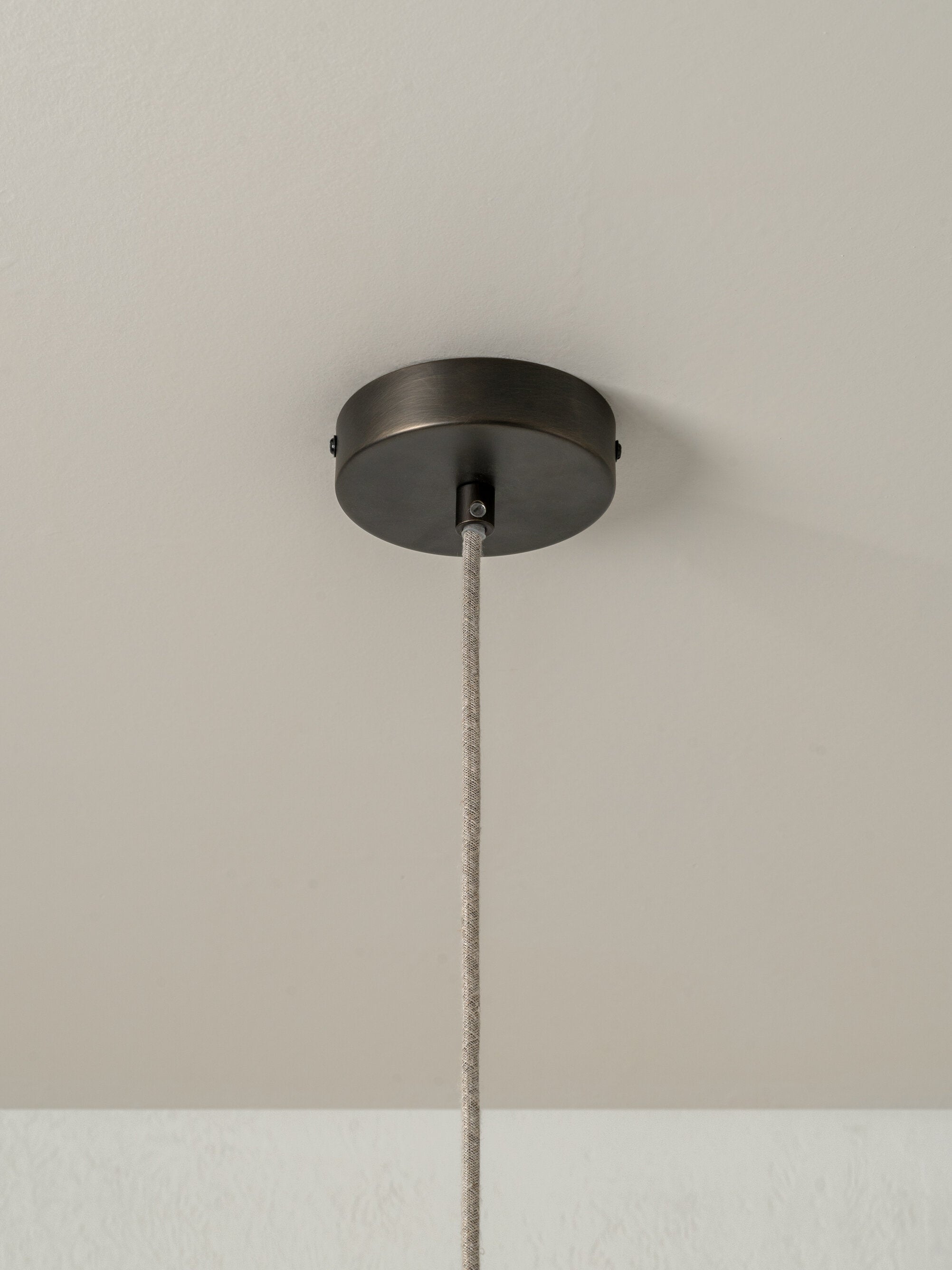 Folia petite suspension festonnée en lin naturel