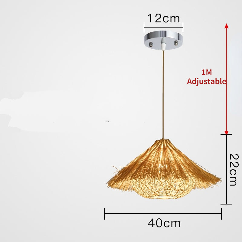 Suspension en rotin tissé à la main