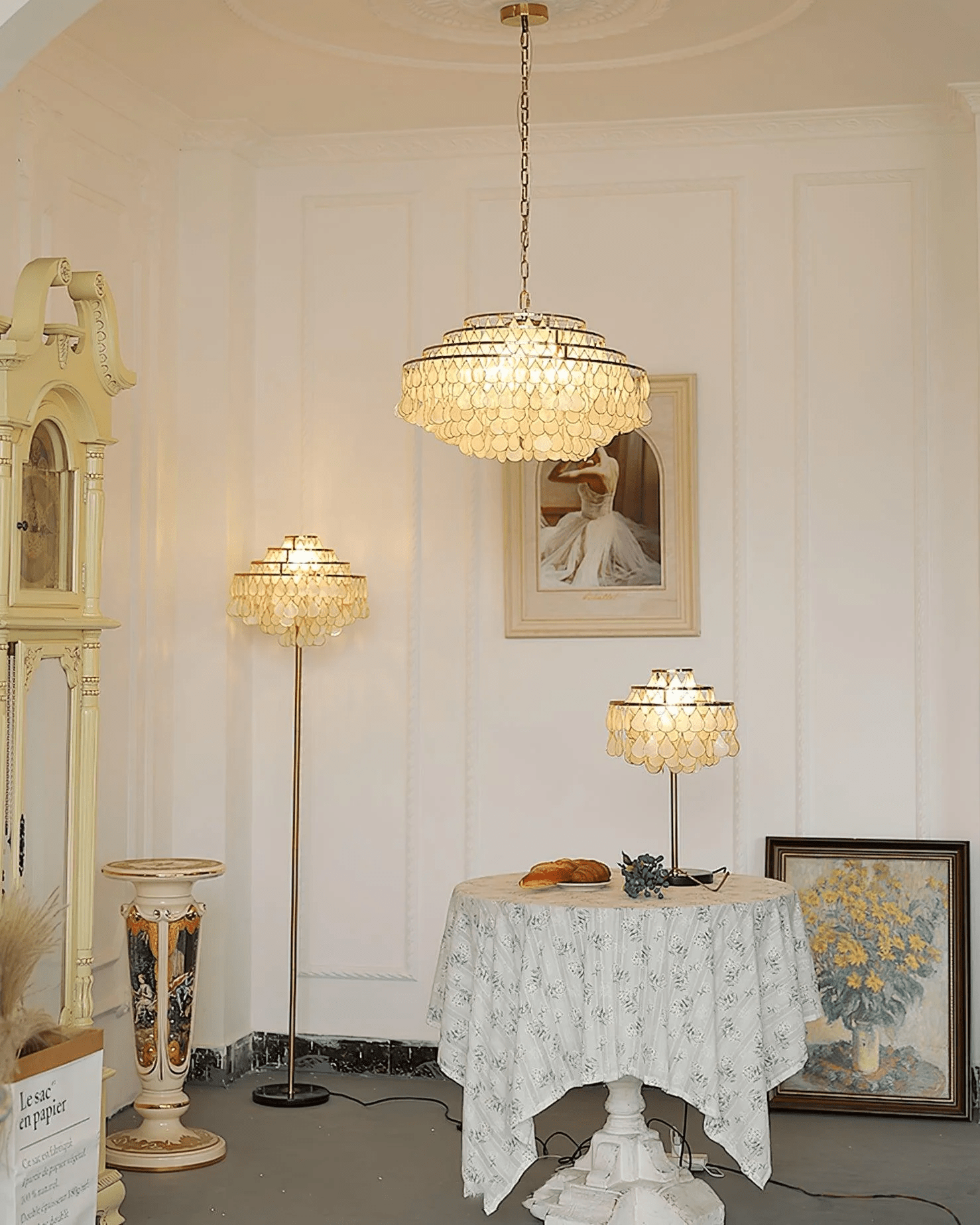 Teardrops Shell Chandelier - Blowlighting