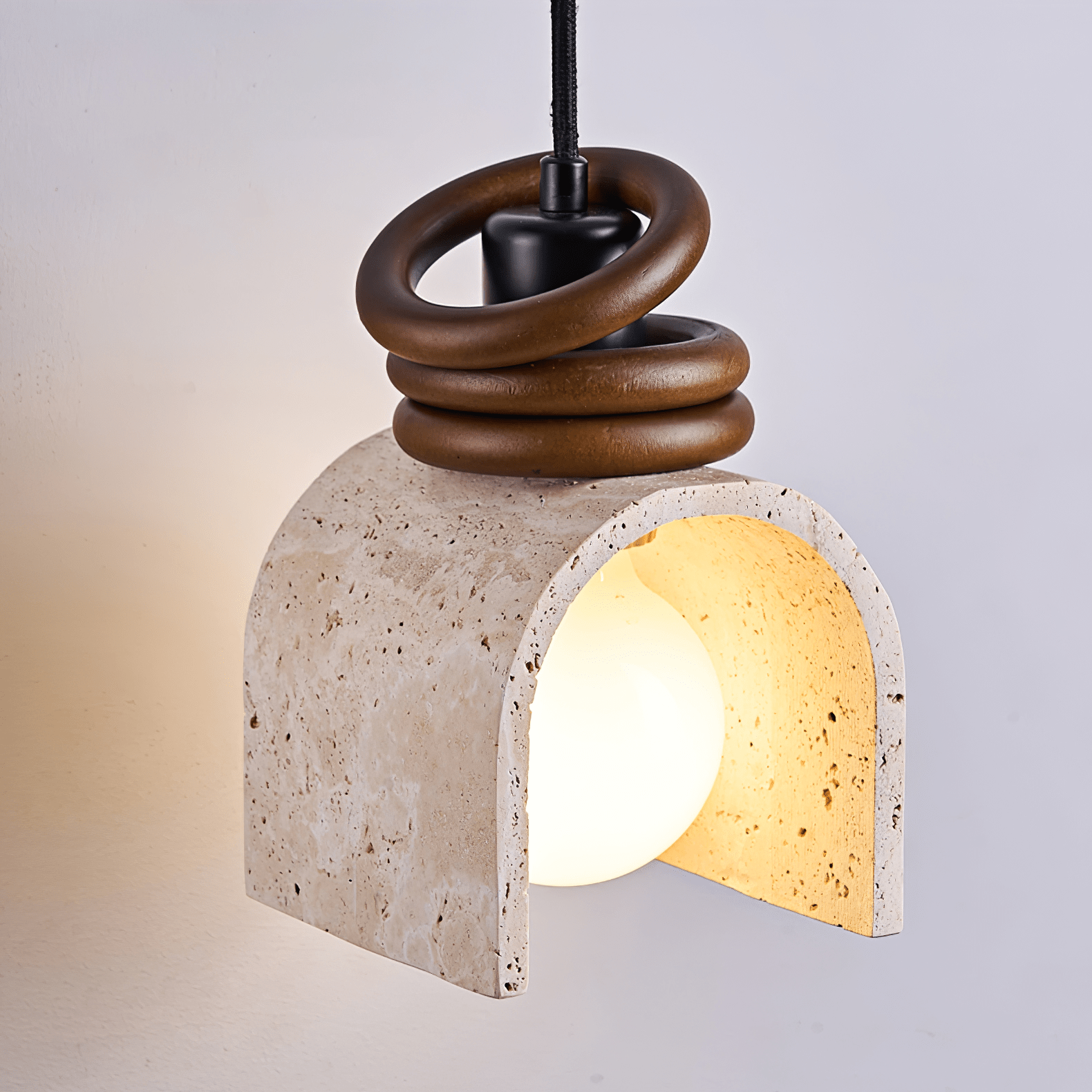 Rondara Suspension Minimaliste en Travertin
