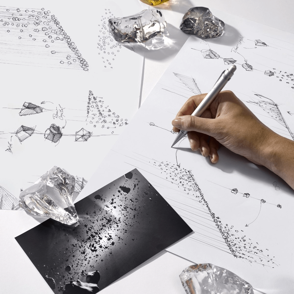 Raw Artistique Luxe Cristal Personnalisable Lustre