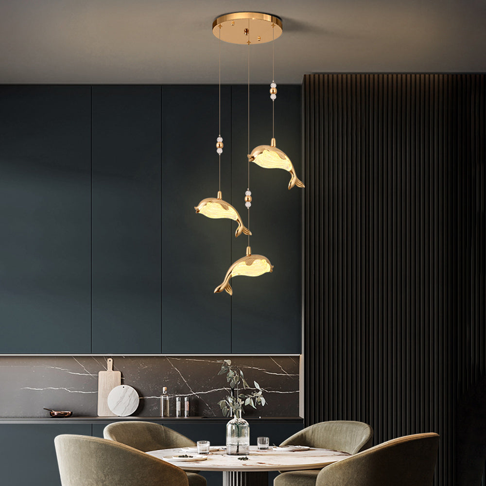 Arisha Design LED Luminaires Suspensions Dauphin Moderne Métal/Acrylique Doré Salon