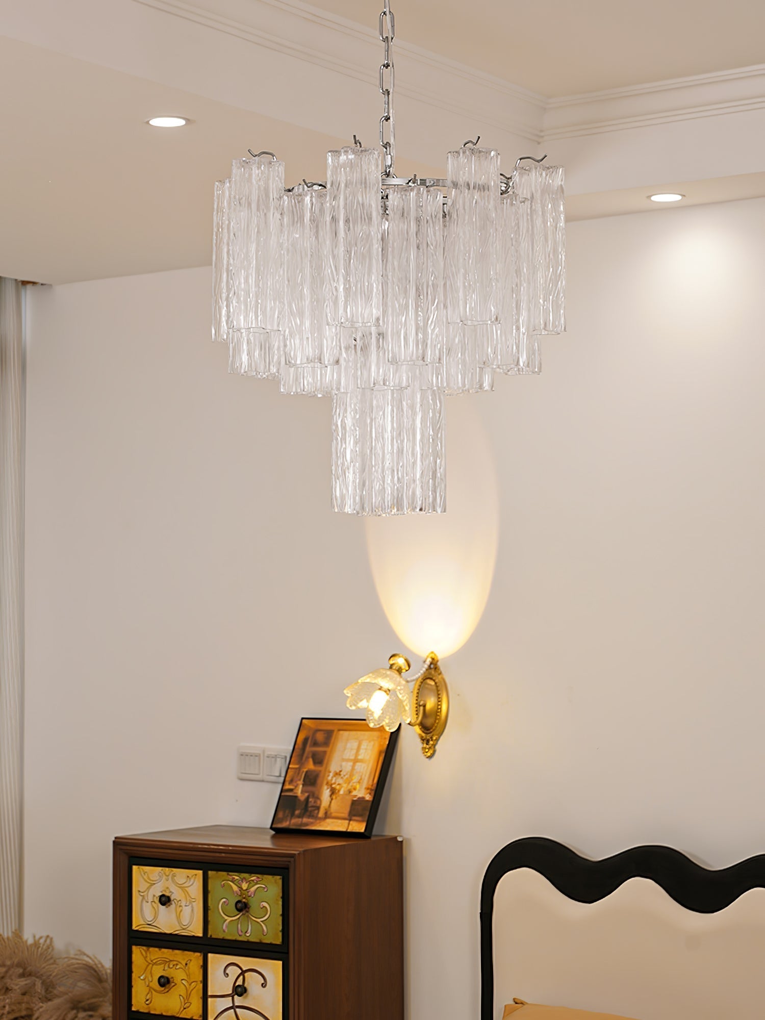 Aurora Chandelier White Layered Tube - Blowlighting