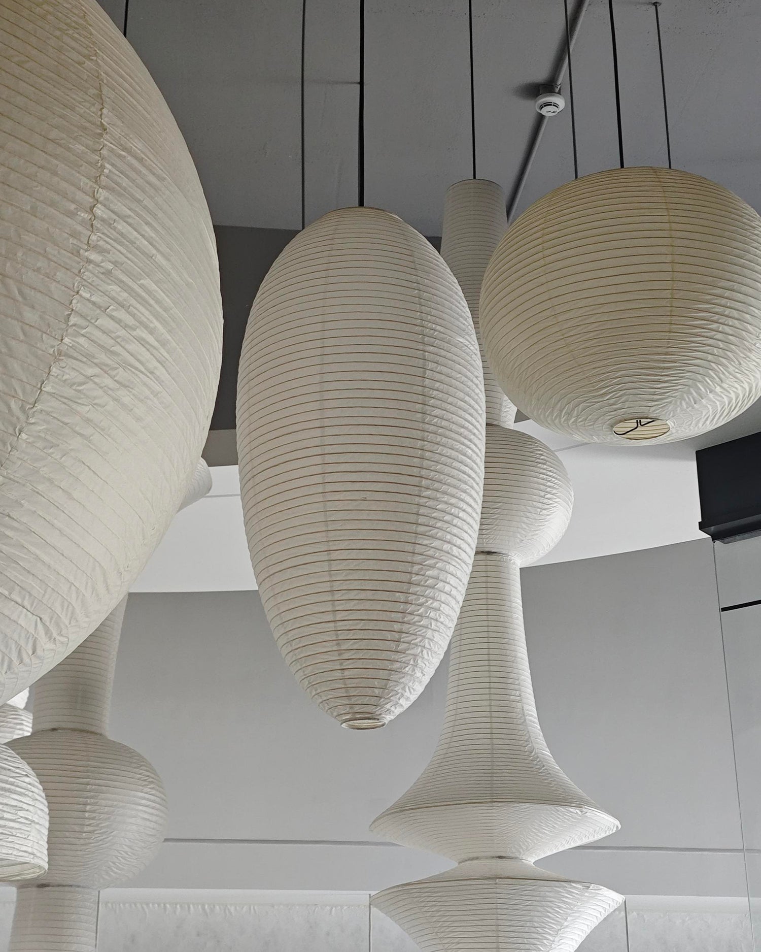 Akari 23A Pendant Lamp Rice Paper Oval Form - Letslighting