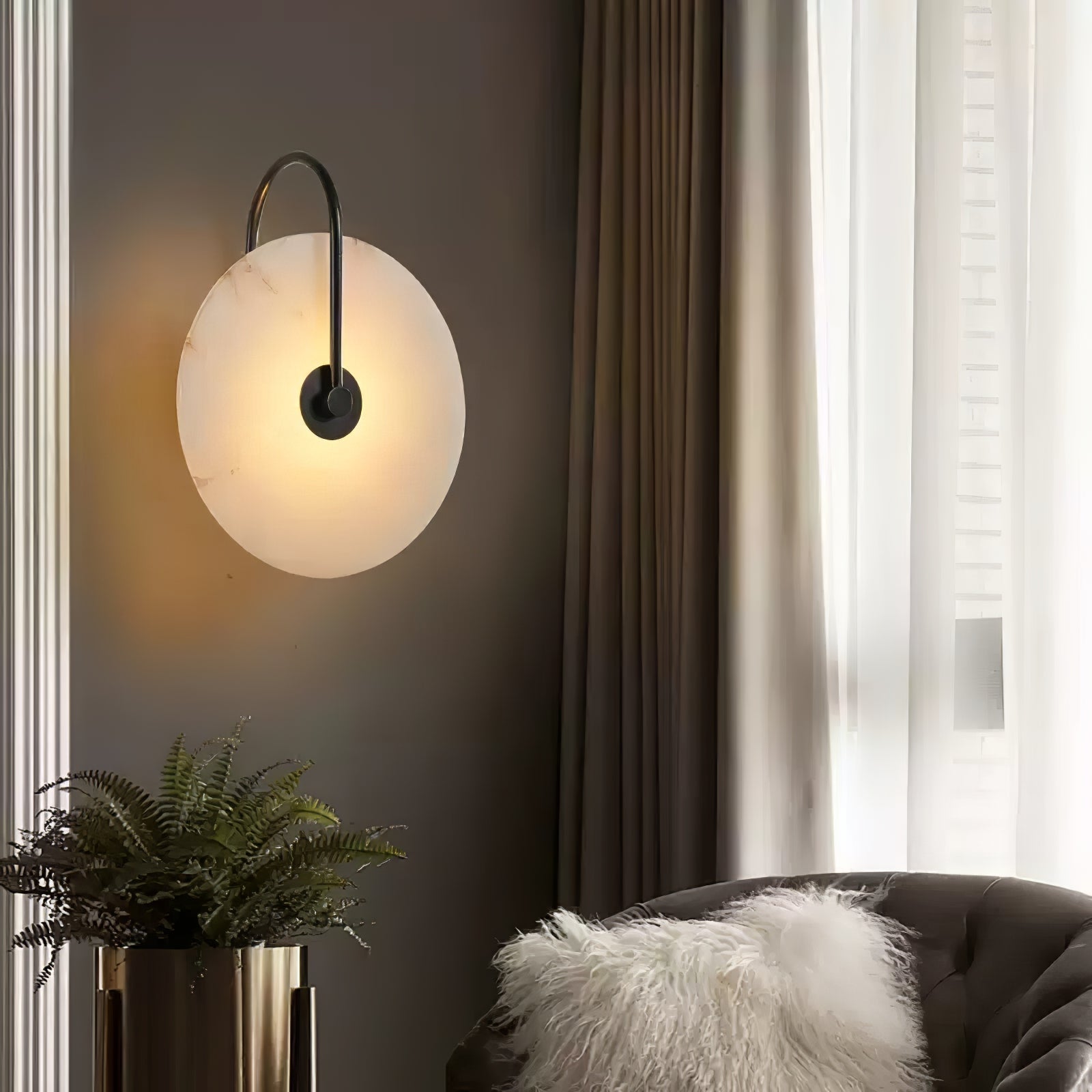 Elaris Alabaster Globe Wall Lamp - Blowlighting