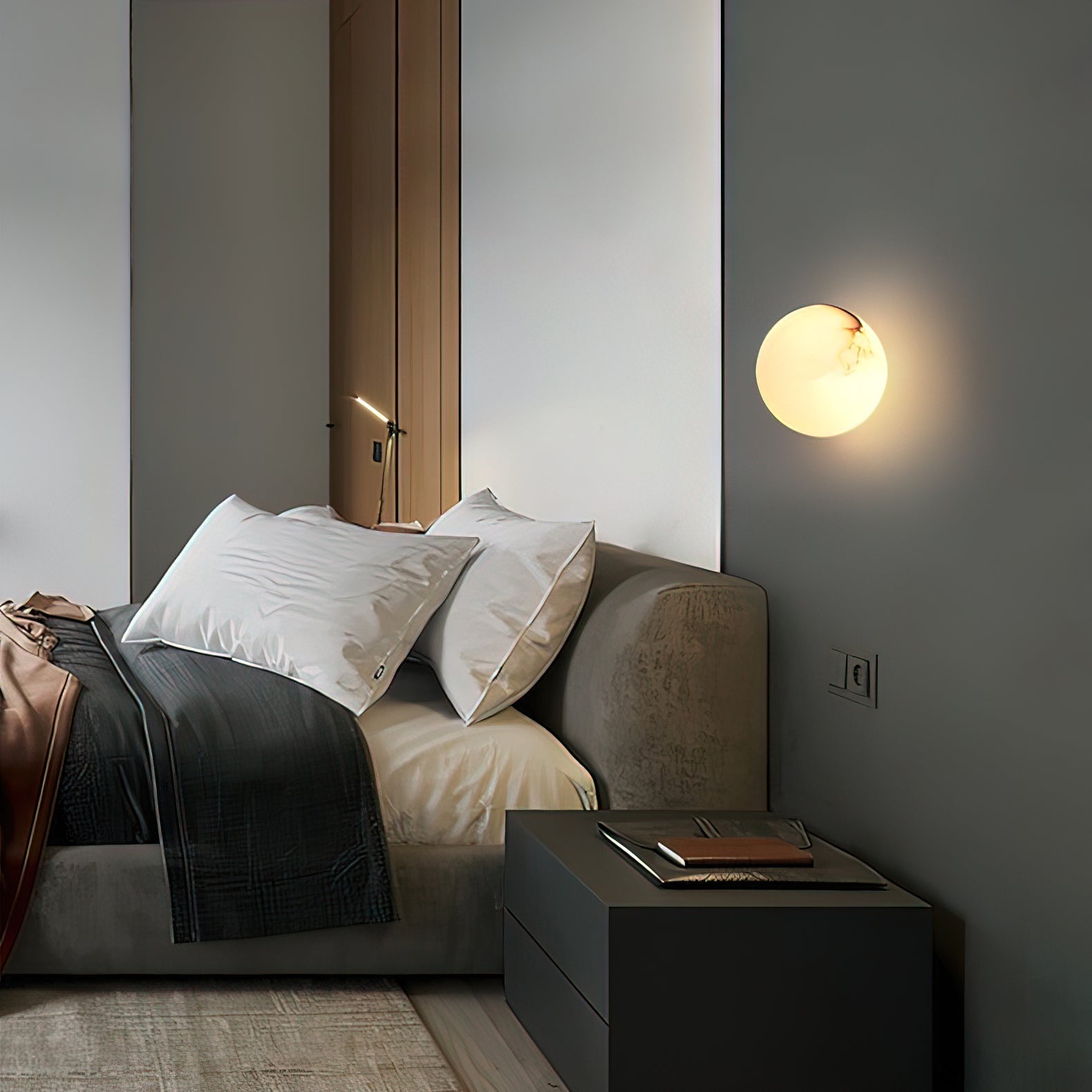 Vevinir Alabaster Globe Wall Light - Letslighting