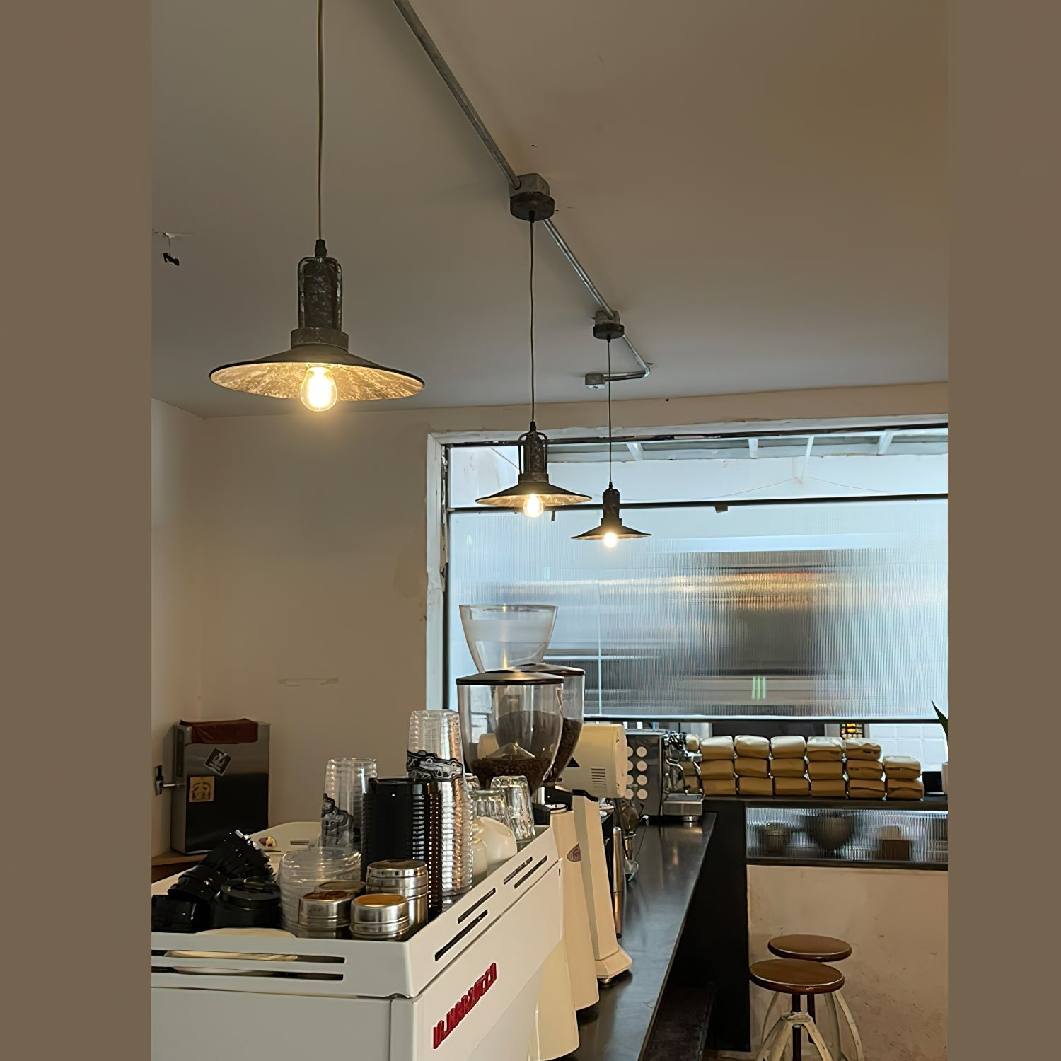 Yrvuvyi Modern Minimalist Industrial Metal Pendant Light - Lamp Copper