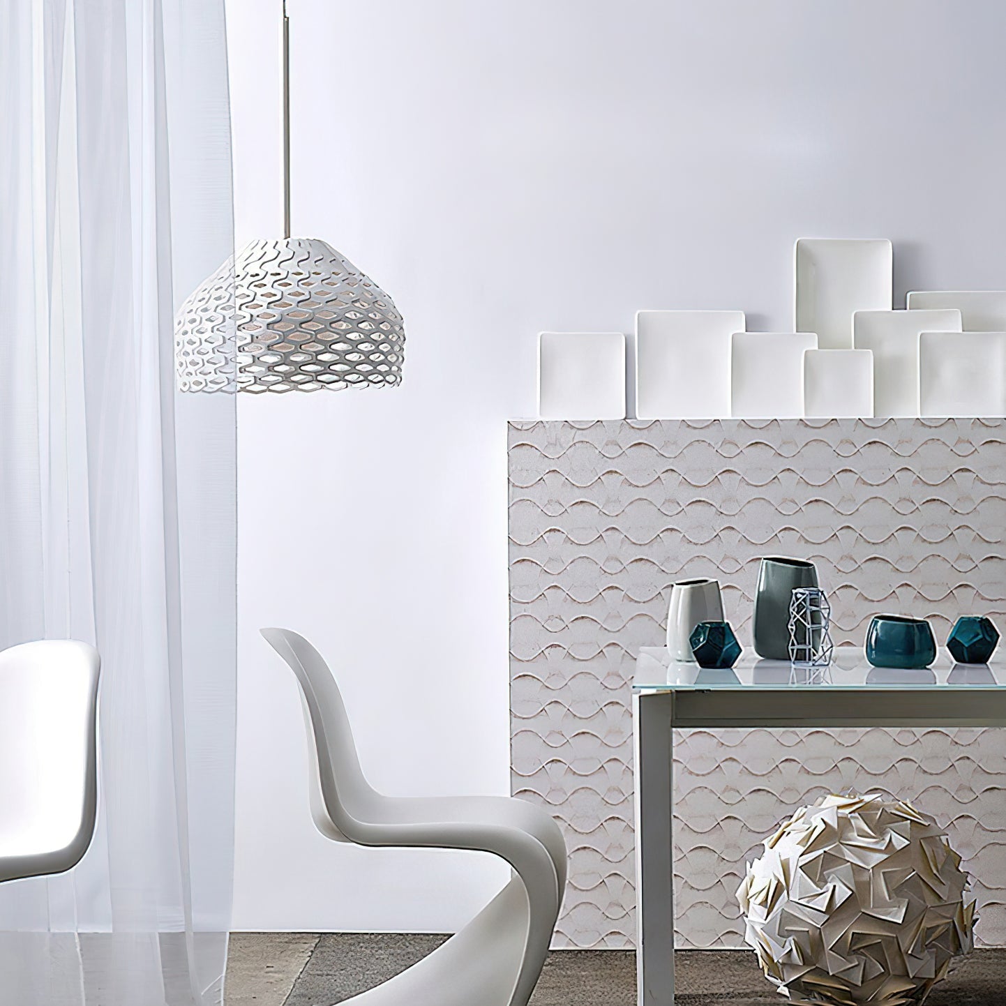 Armadillo Pendant Lamp - Blowlighting