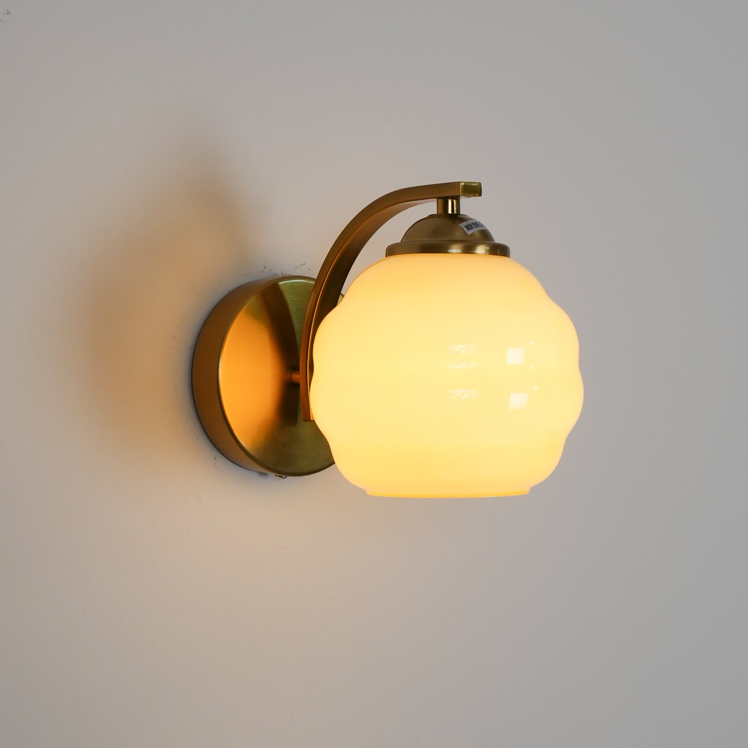 Art Deco Vintage Wall Lamp - Blowlighting