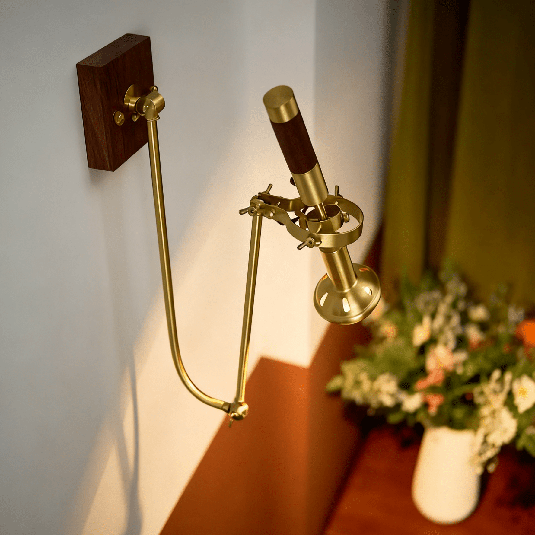 Articulated Moderne Minimaliste Bois Métal Applique Murale Lumière