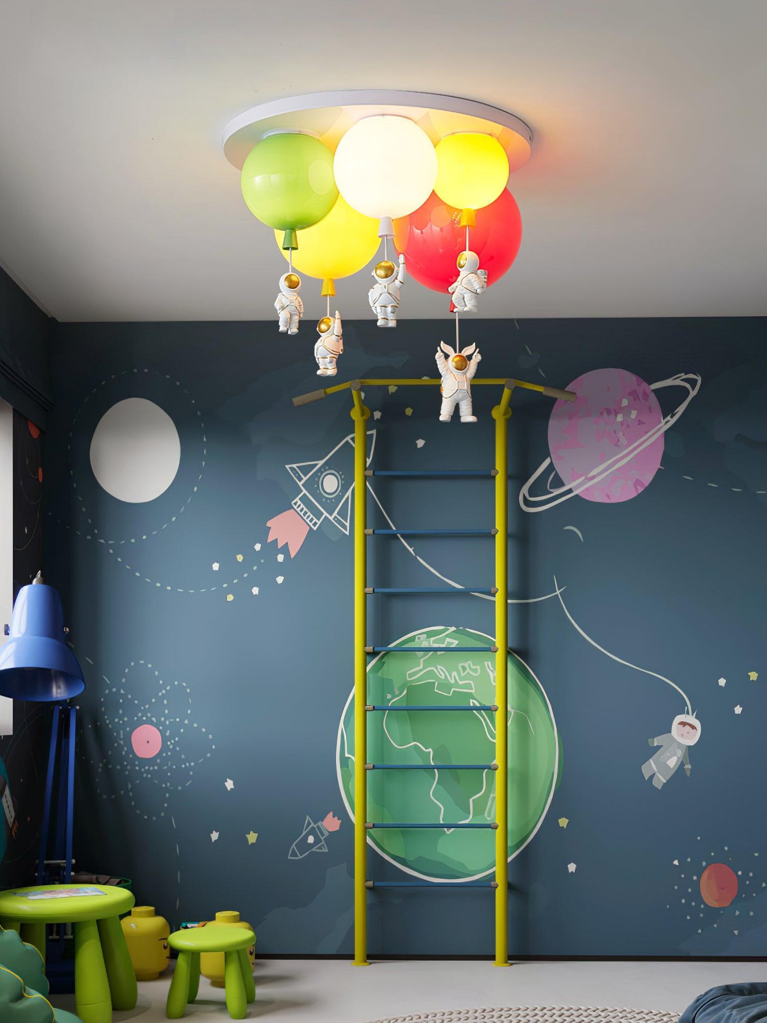 Astronaut Glossy Balloon Ceiling Lamp - Blowlighting