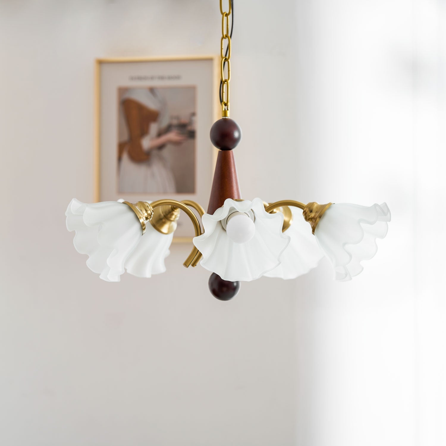 Bloomcrest Chandelier - Blowlighting