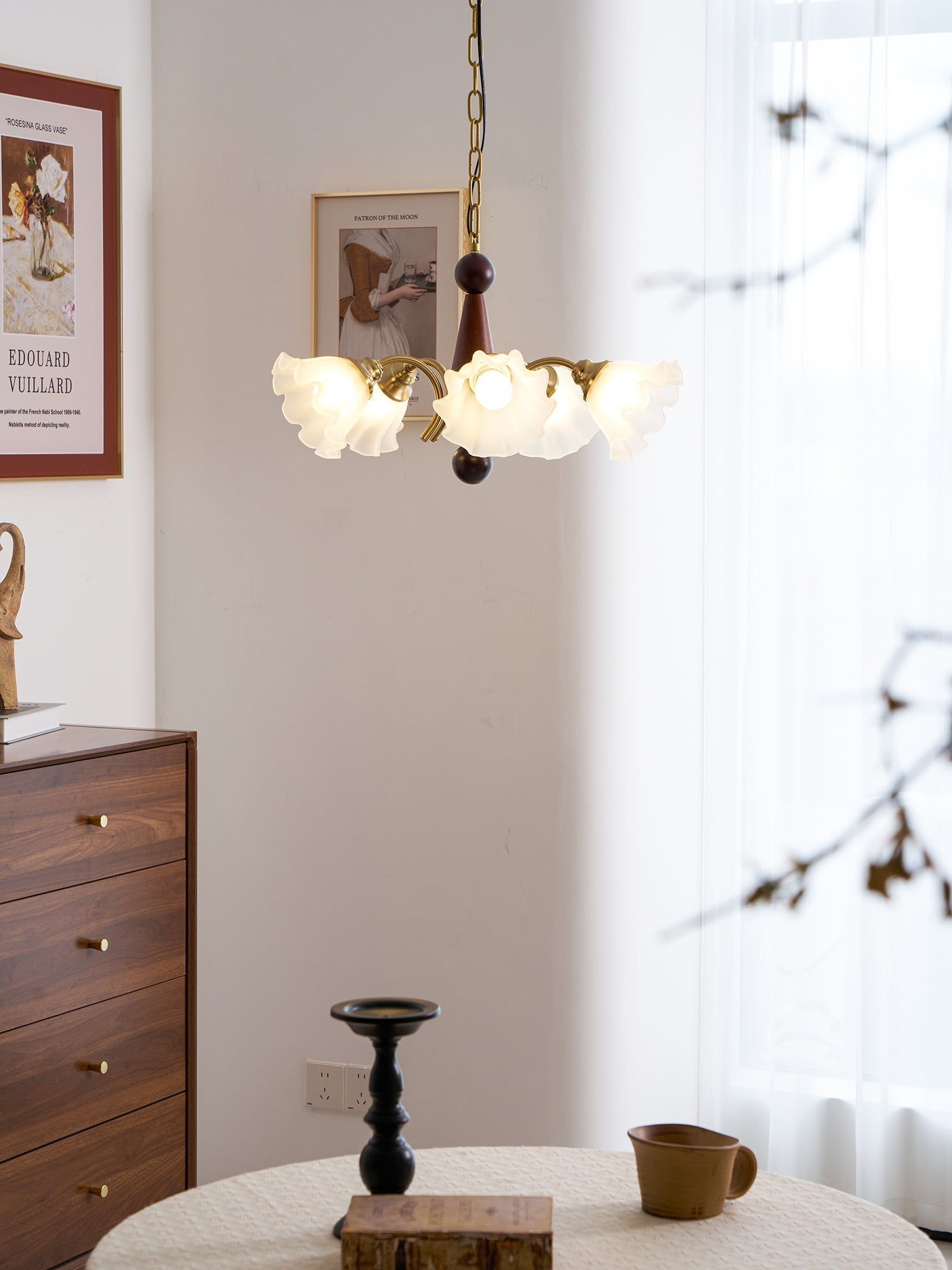 Bloomcrest Chandelier - Blowlighting
