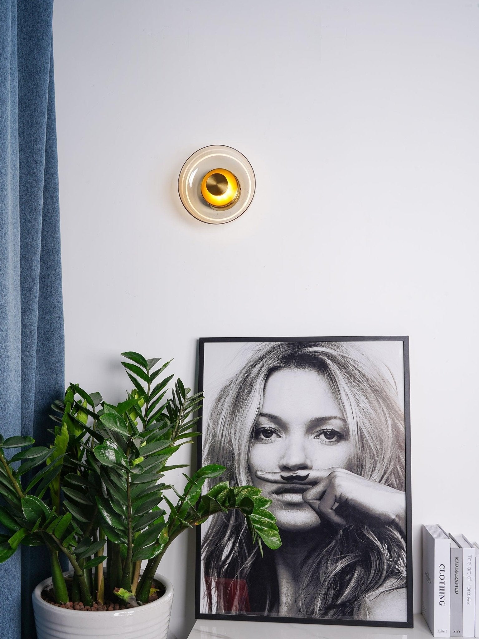 Solara Wall Light - Blowlighting