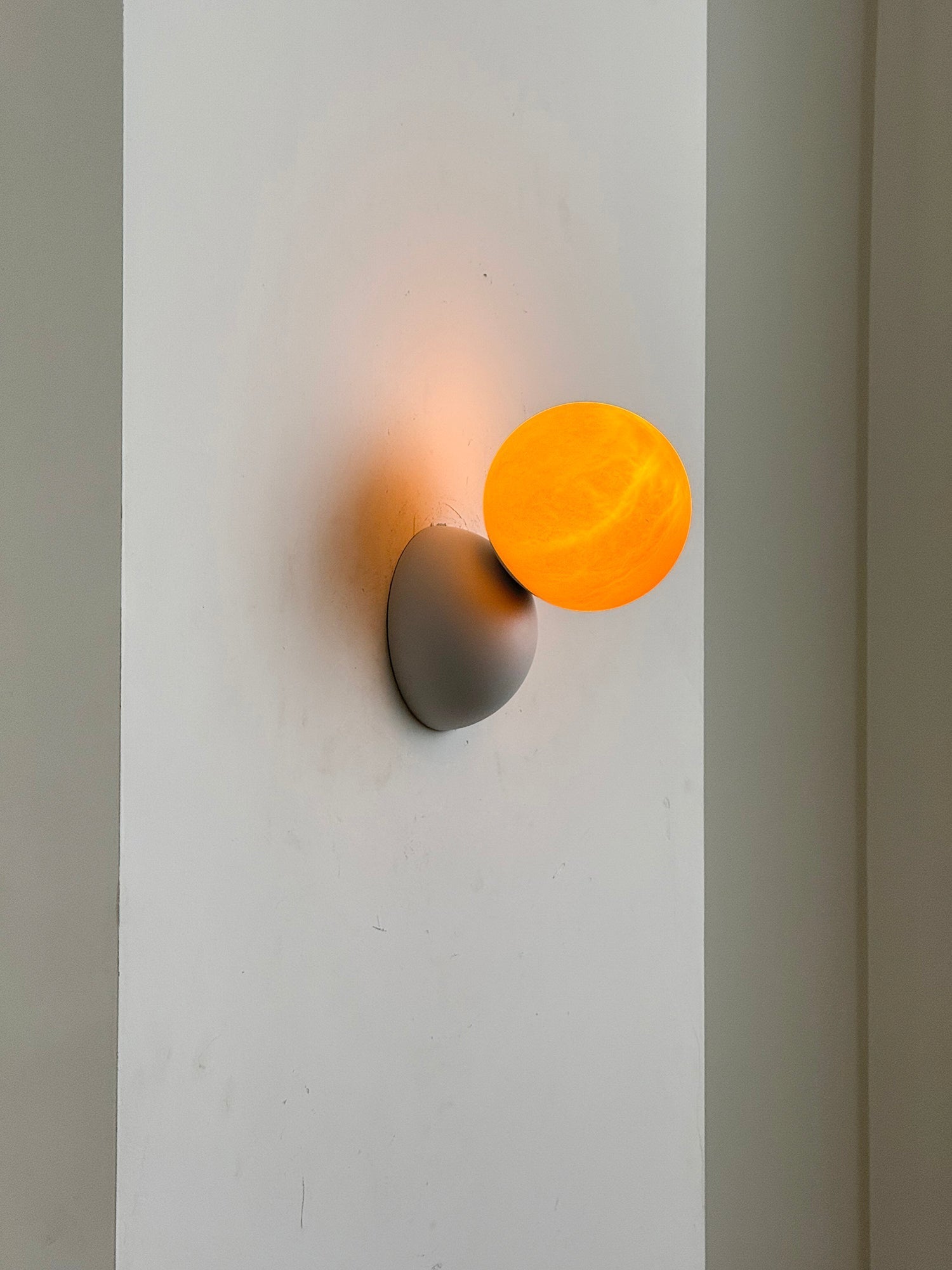 Arca Modern Minimalist Eclipse Mrable Metal Wall Lamp - Lamp Copper