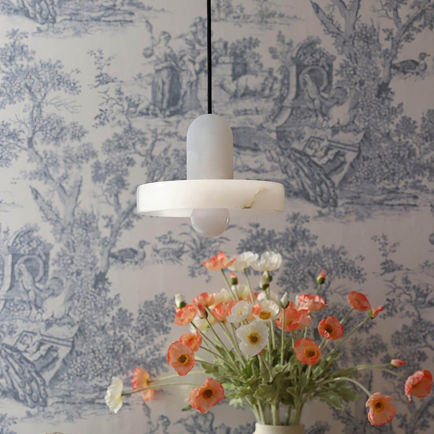 Lyvynos Stacked Alabaster Pendant Light - Blowlighting