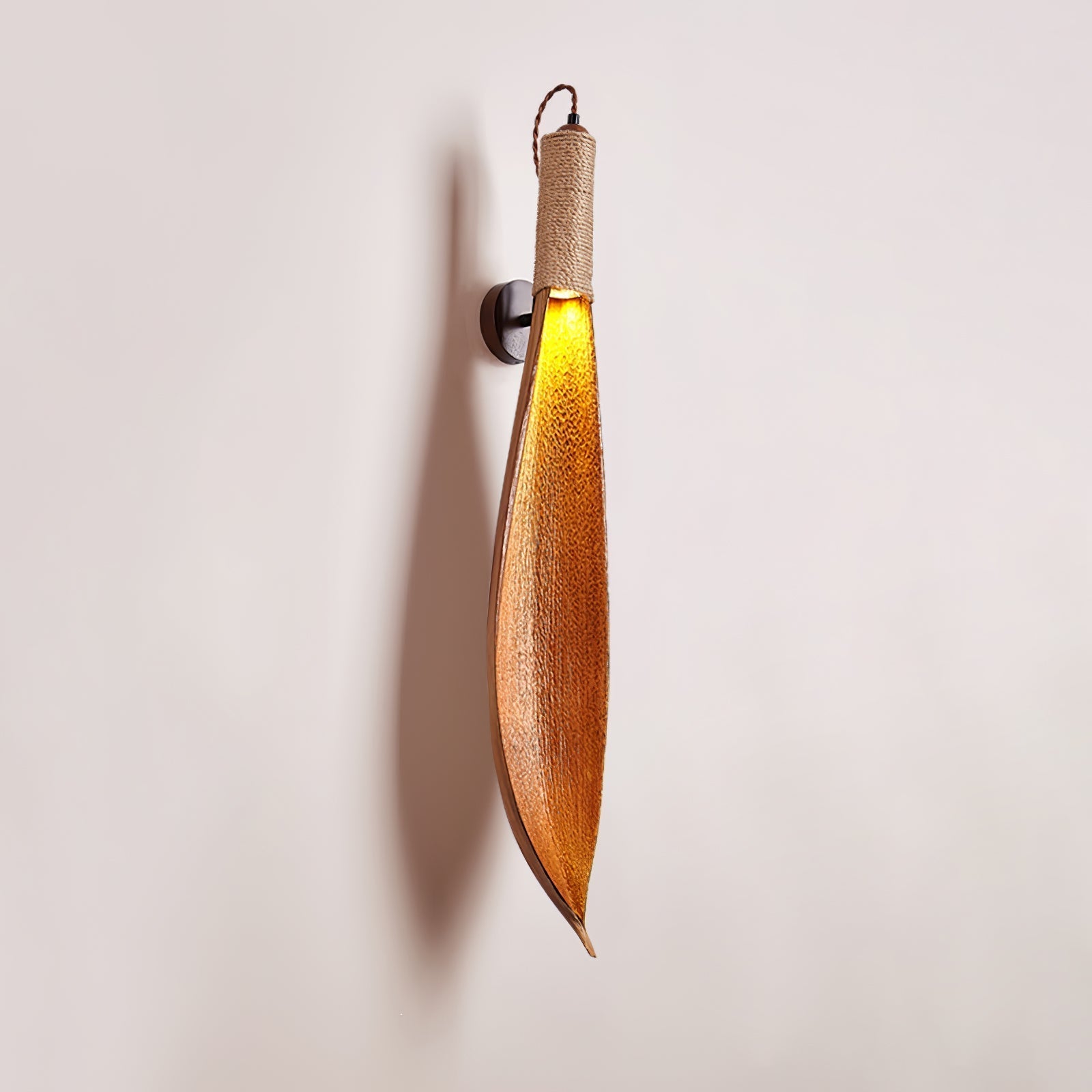 Cocoa Leaf Wall Sconce - Blowlighting