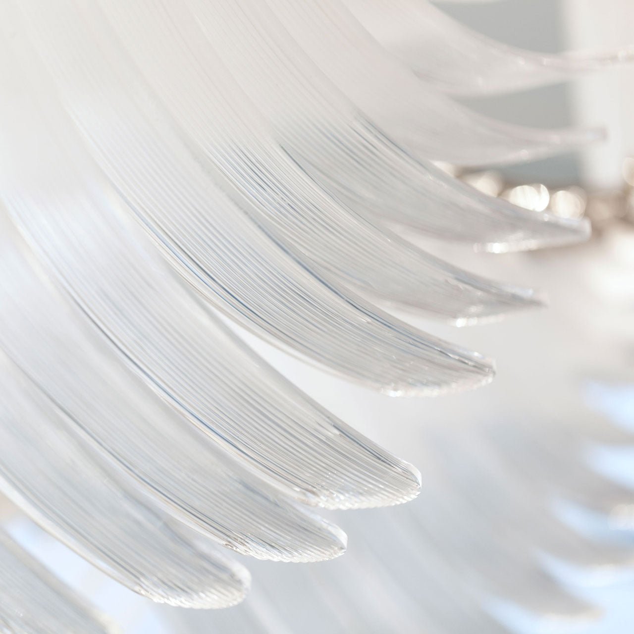 Eurrinia Glass Wing Cluster Chandelier - Blowlighting