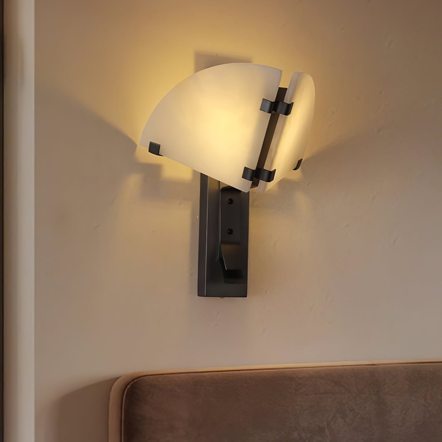 Selesta Modern Alabaster Wall Light - Letslighting