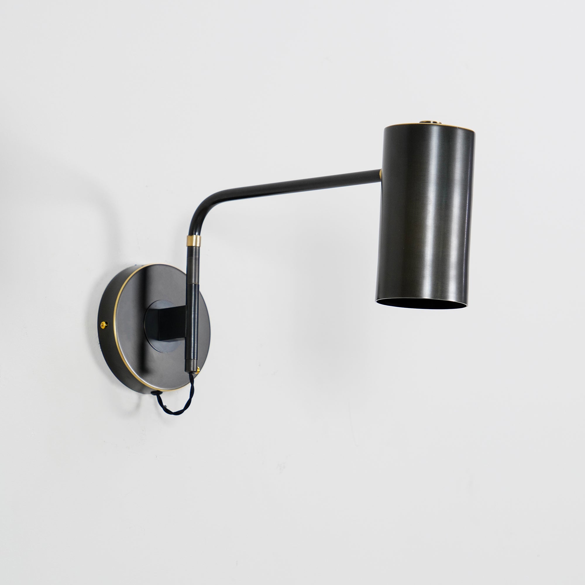 Zarase Steel Industrial Wall Lamp - Letslighting