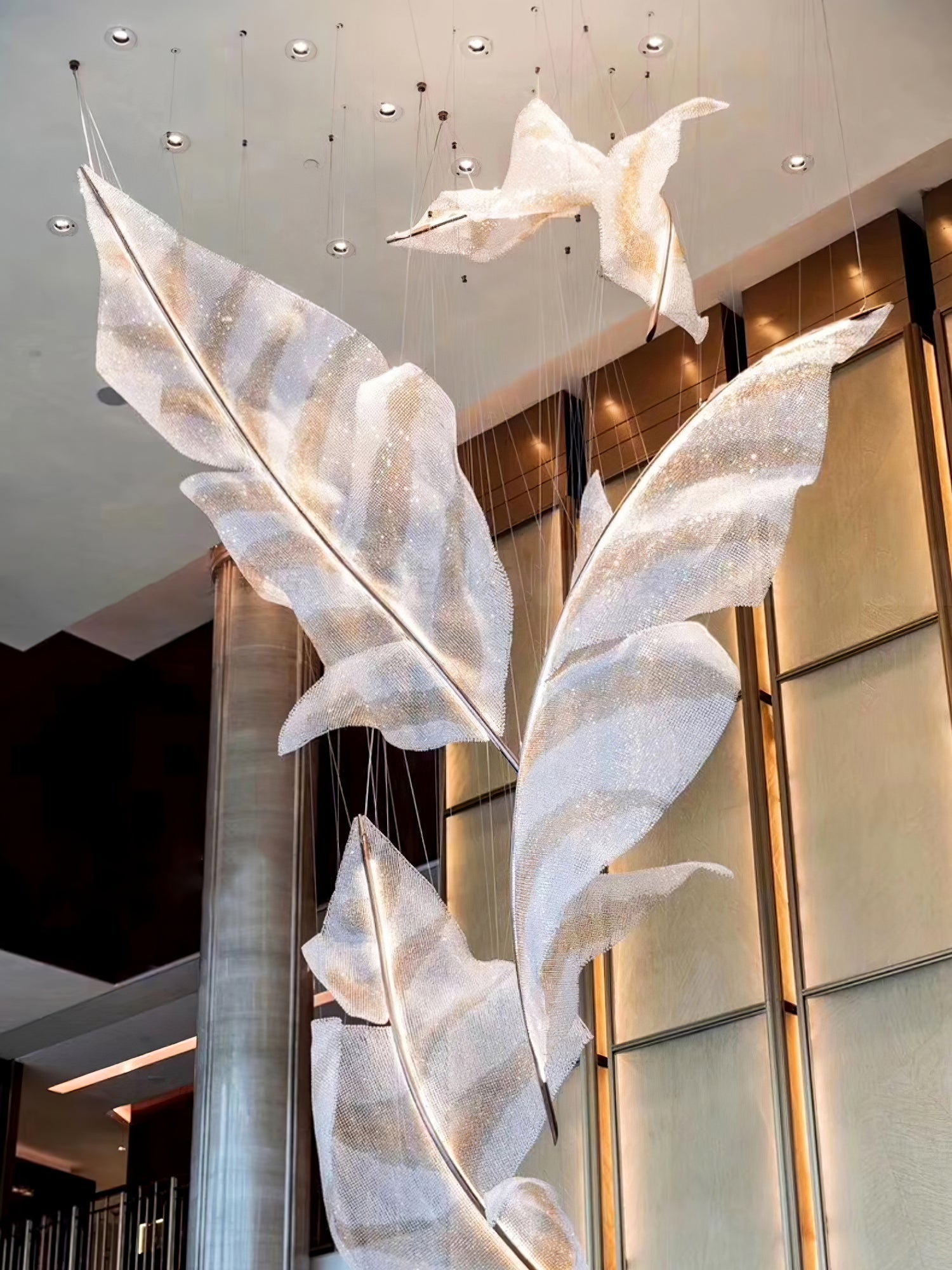 Zeshaen Individual Creativity Falling Leaves Glass Chandelier - Blowlighting