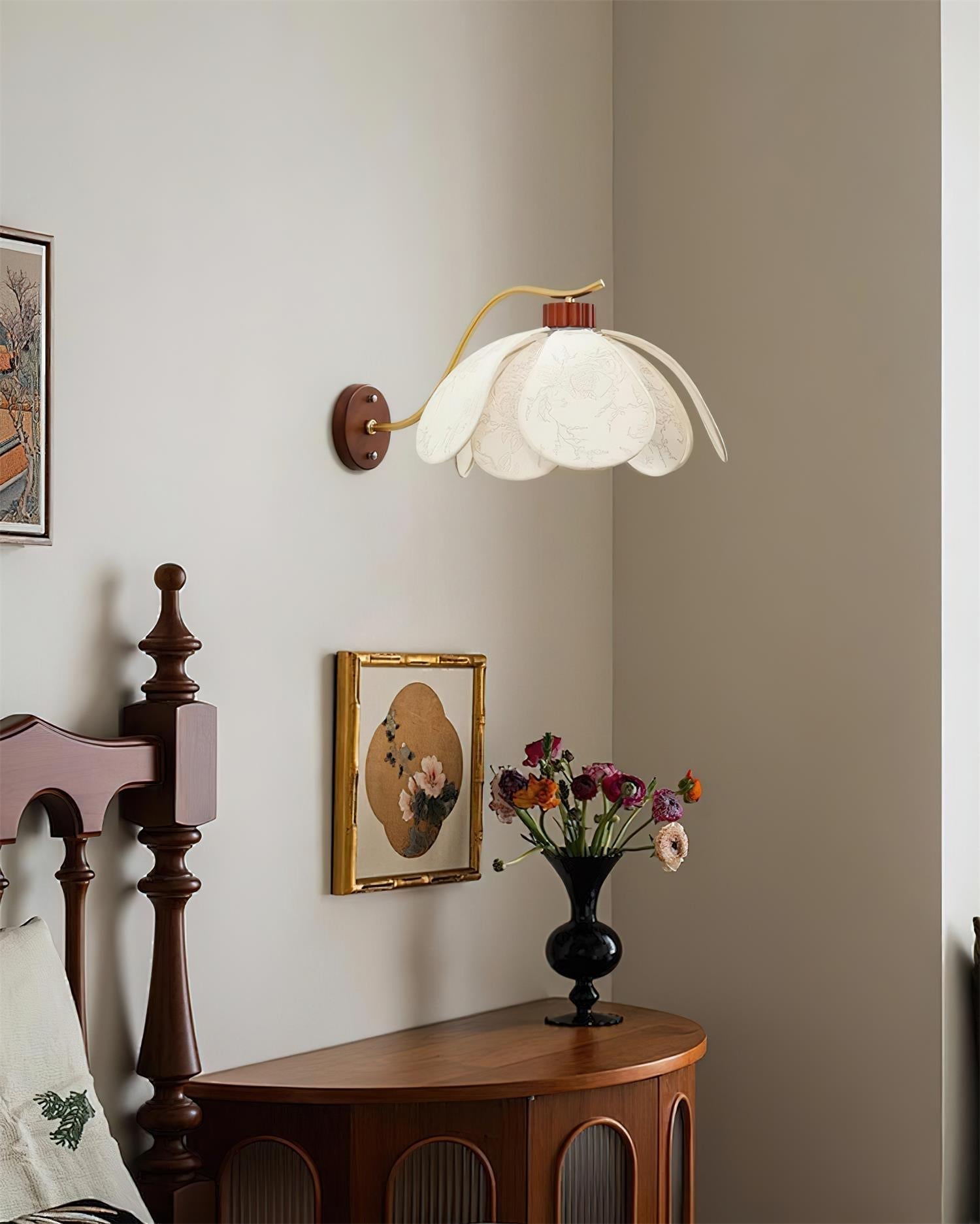 Florvia Wall Lamp Petal Floral Shade - Letslighting