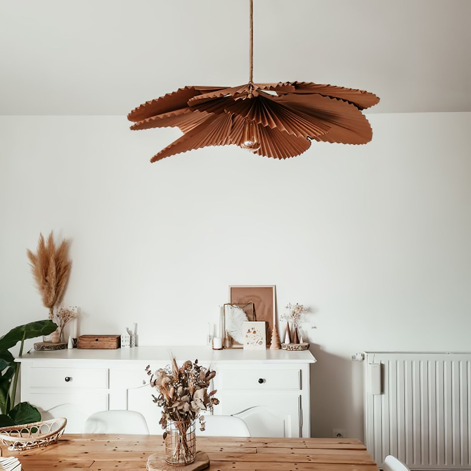 Folded Leaf Lotus Pendant Lamp - Blowlighting