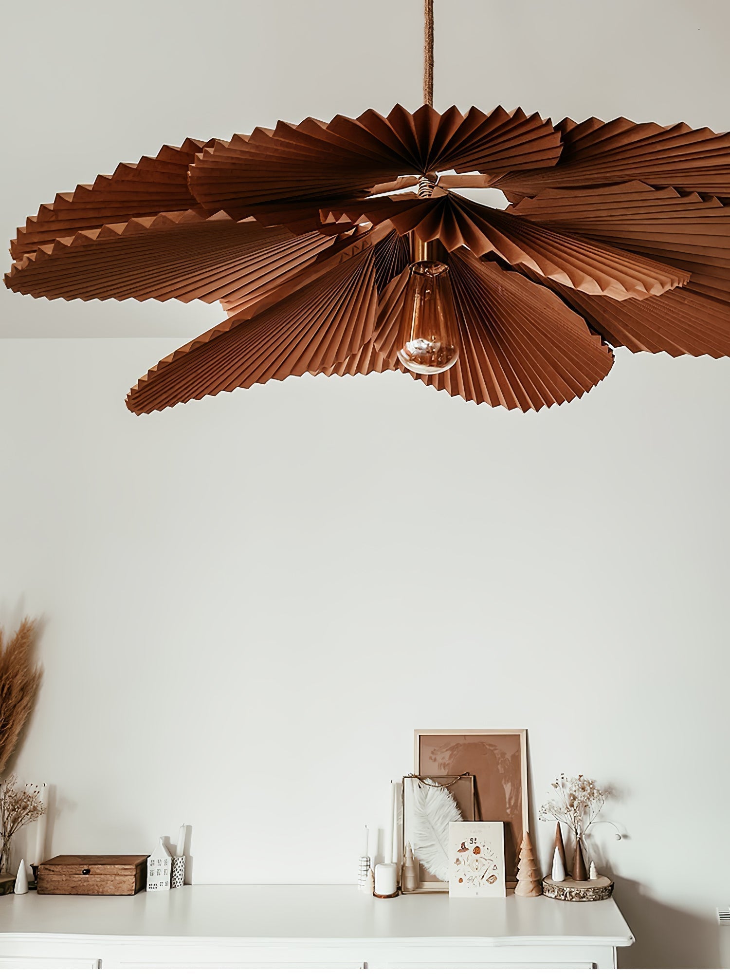 Folded Leaf Lotus Pendant Lamp - Blowlighting