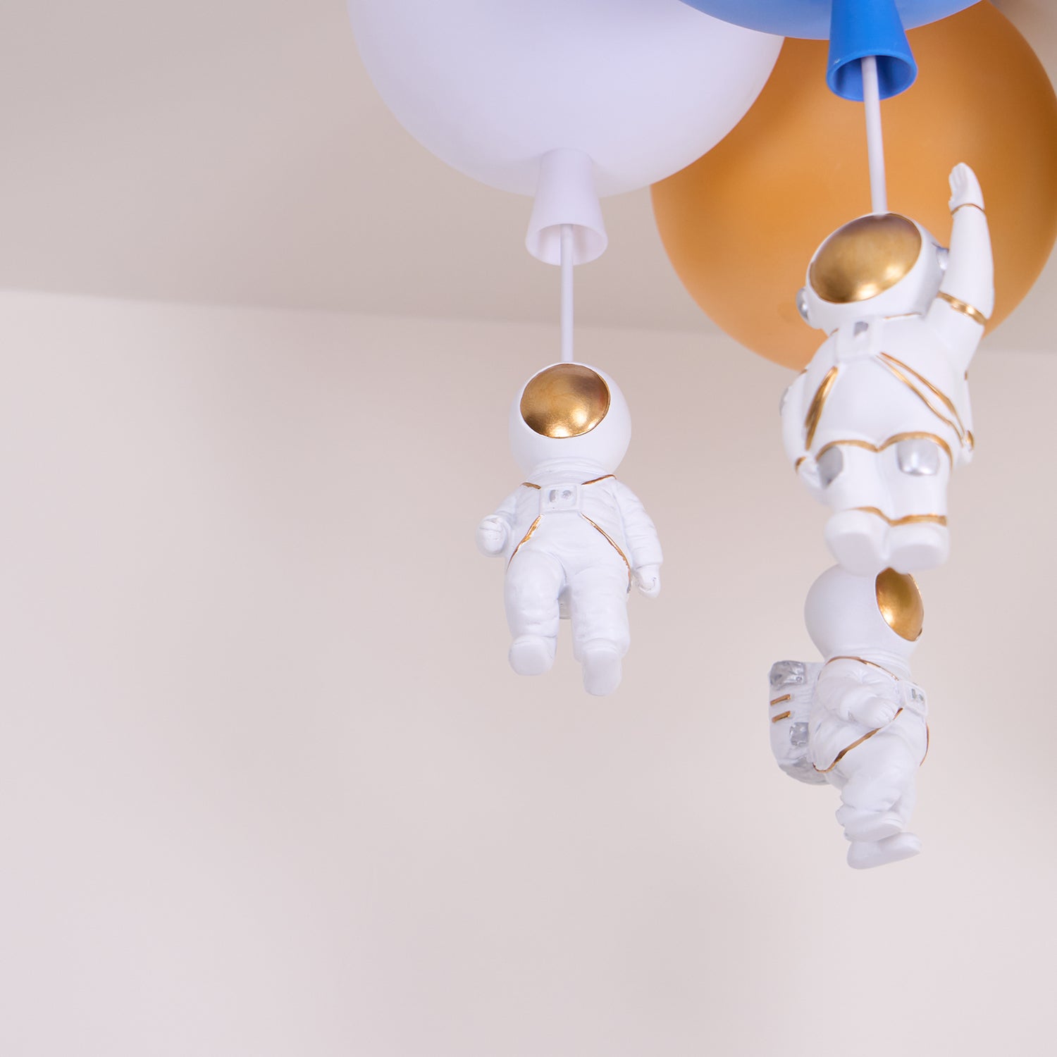 Frosted Balloon Combination Ceiling Lamp - Blowlighting