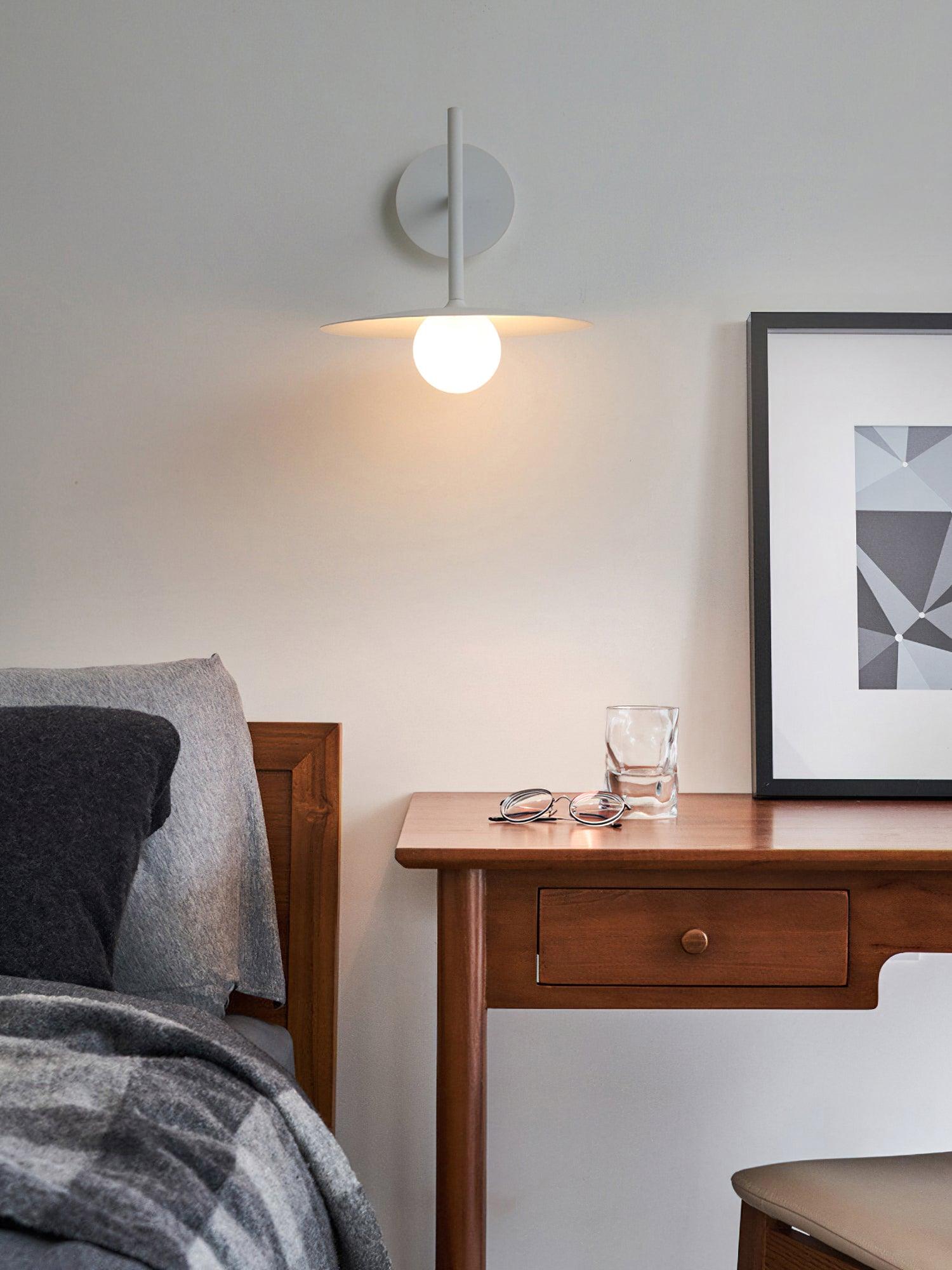 Gea Iron Wall Lamp - Blowlighting