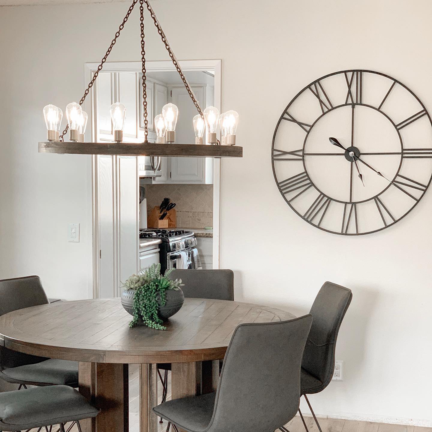 Armirila Vintage Industrial Wood Chandelier - Lamp Copper