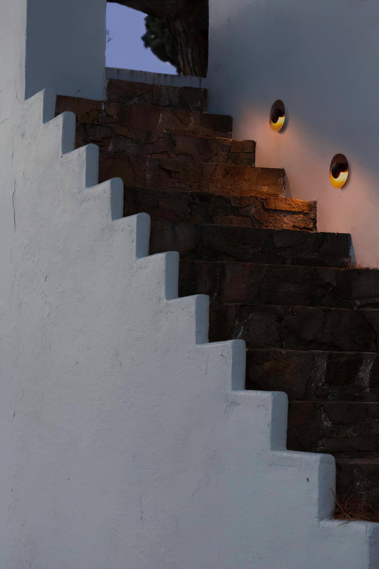 Simplicity Glow Wall Light - Blowlighting