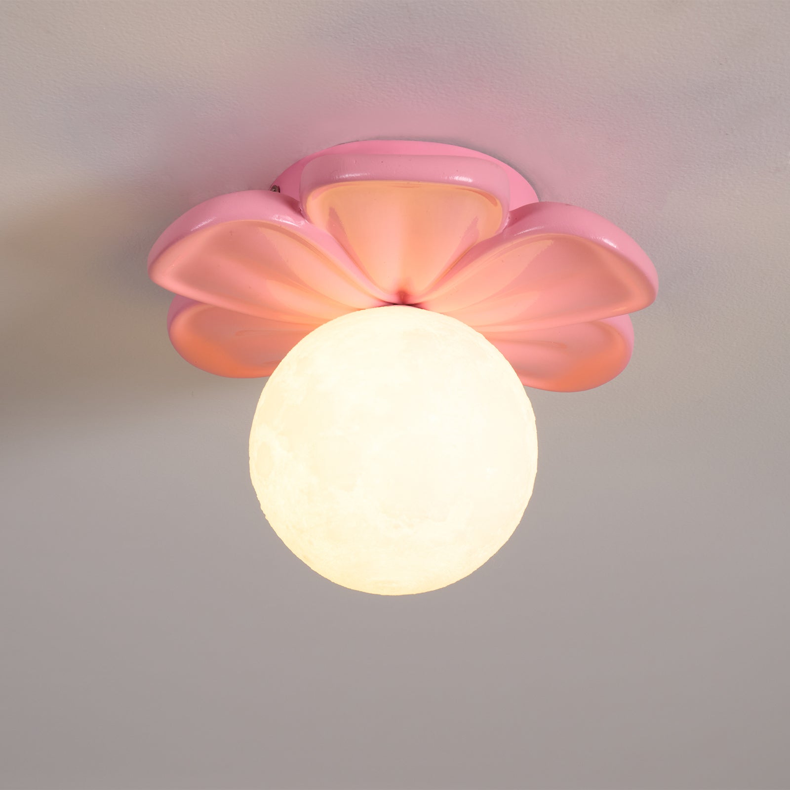 Quip Individual Creativity Bloom Flower Resin Ceiling Lamp - Lamp Copper
