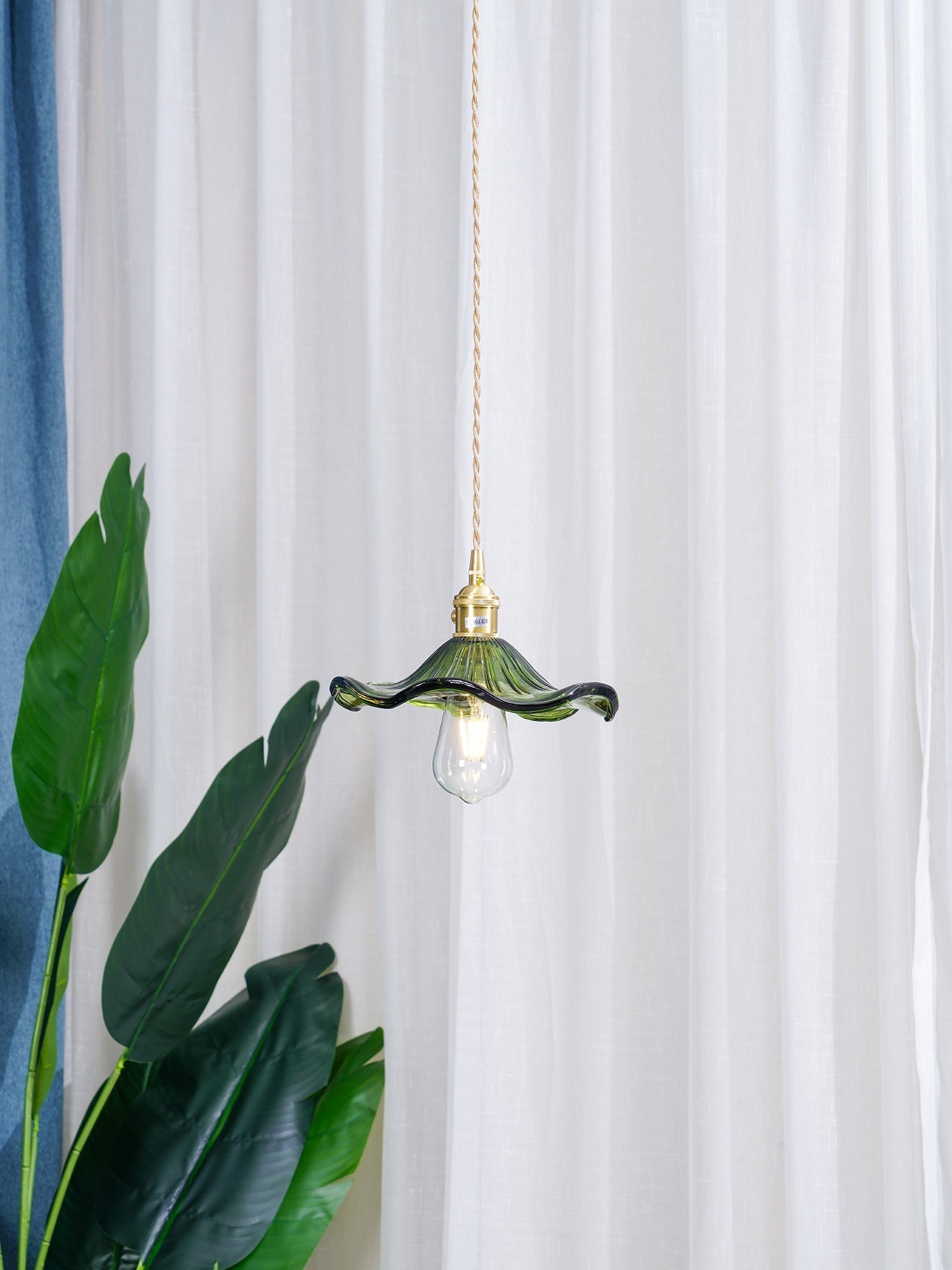 Glass Hibiscus Flower Swag Light - Blowlighting