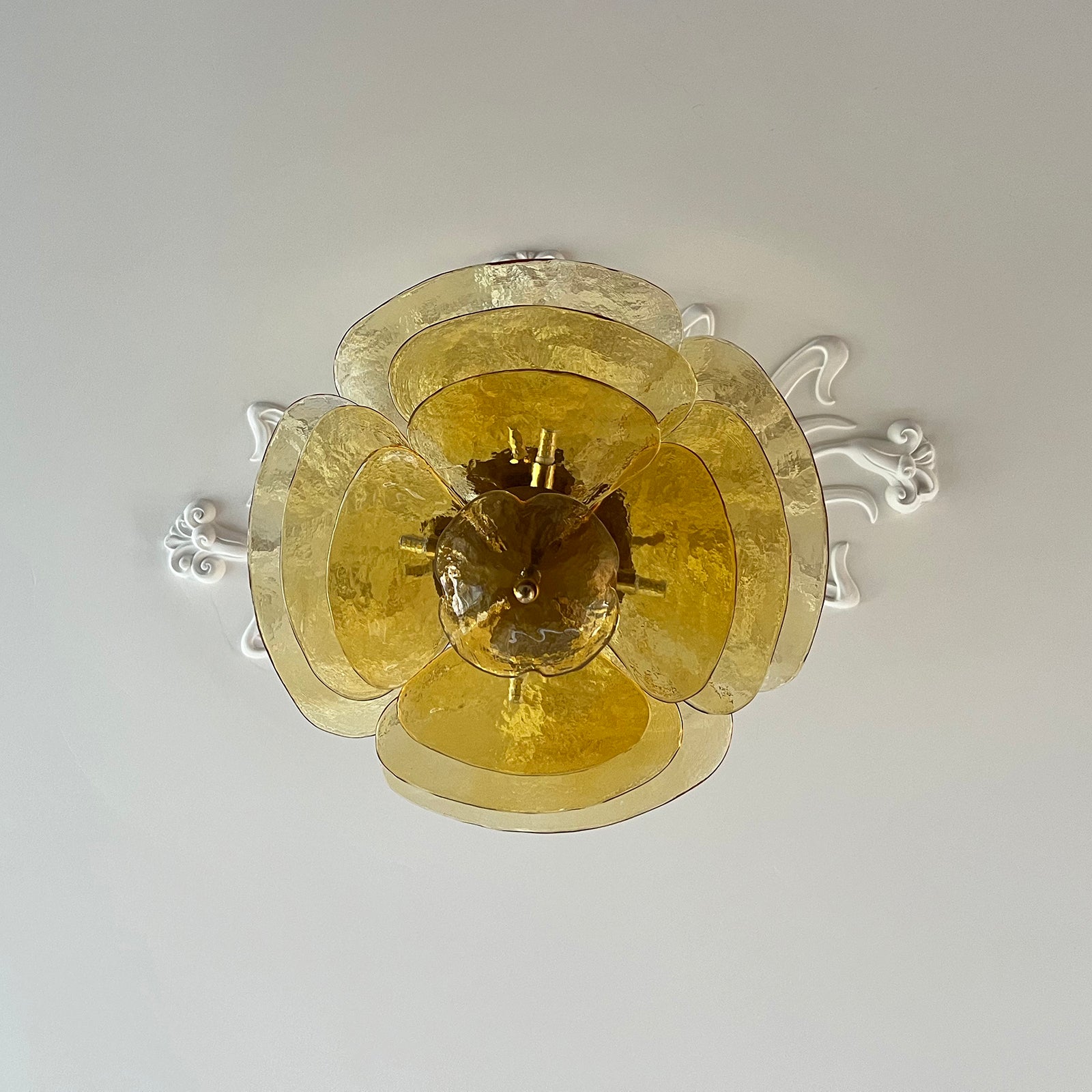 Aurora Chandelier Gold Murano Glass Petal Luxury - Blowlighting