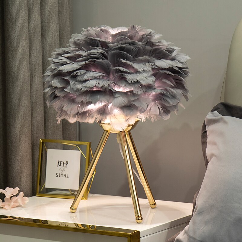 O'Moore Lampe de Table Fleur Nordique, Plume/Métal, Chambre
