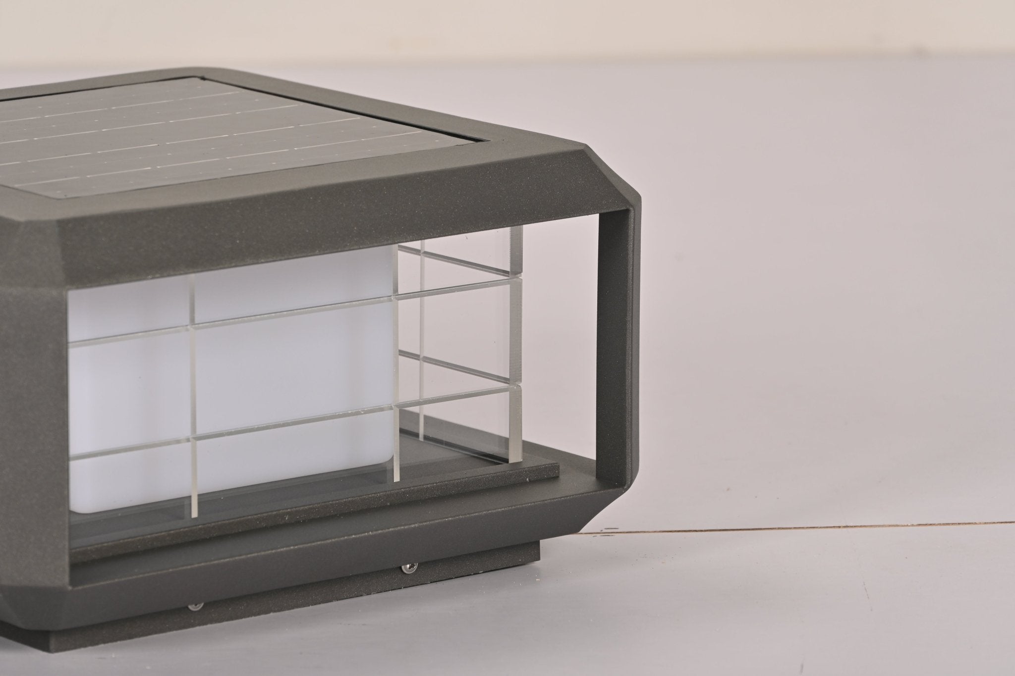 Grid Guard Solar Lantern Outdoor Lamp - Blowlighting