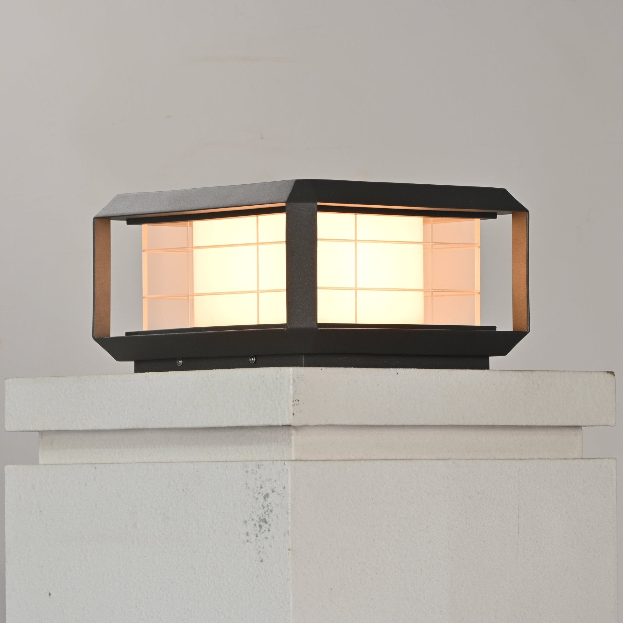 Grid Guard Solar Lantern Outdoor Lamp - Blowlighting