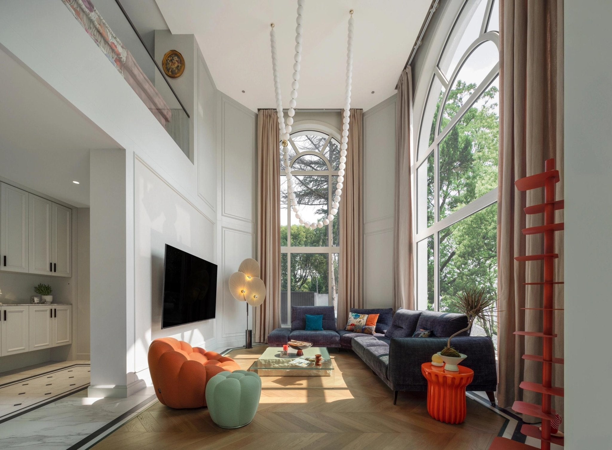 PearlCascade Glass Bead Chandelier - Blowlighting