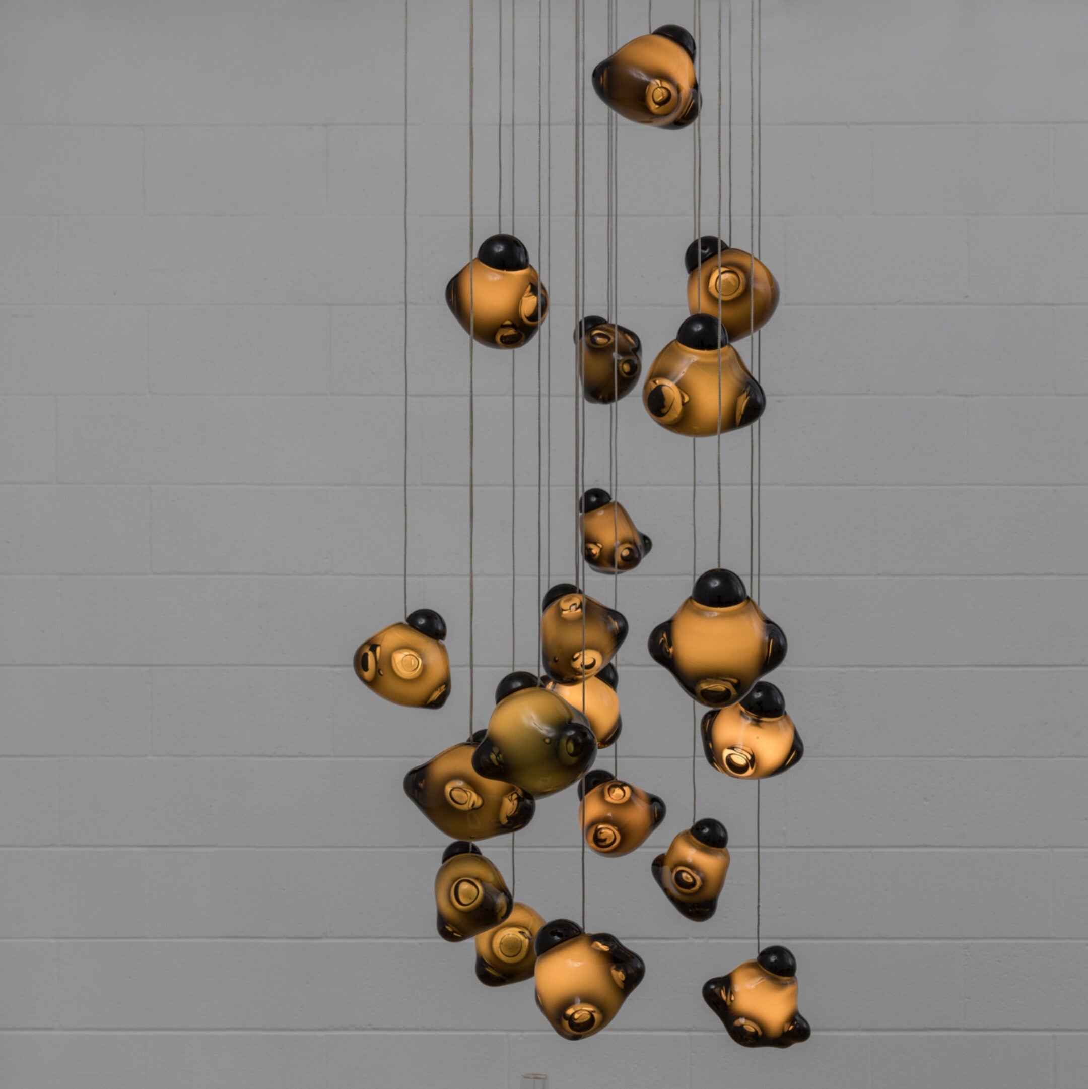 Vasilen Modern Minimalist Ice Pier Black Glass Pendant Lamp - Lamp Copper