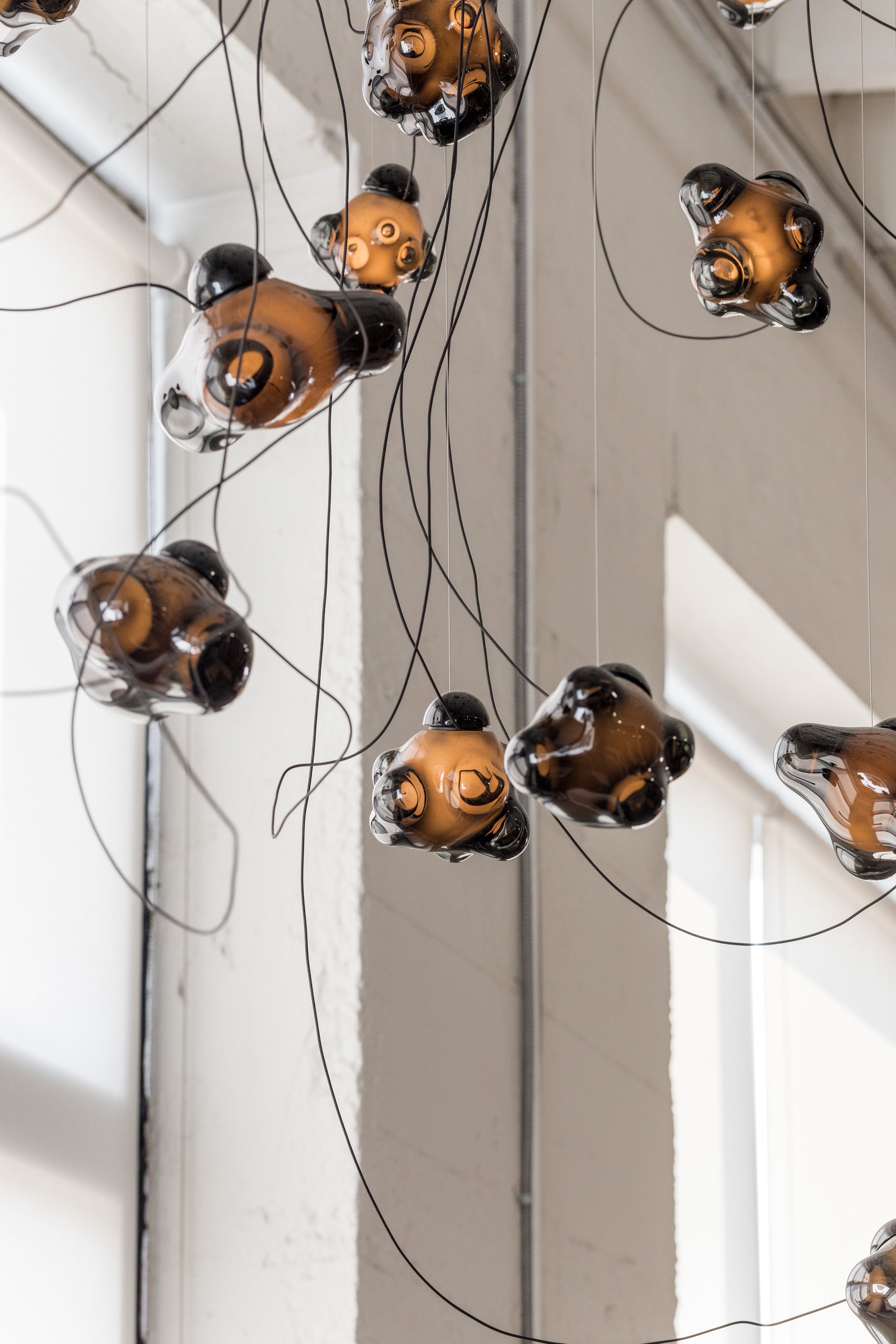 Vasilen Modern Minimalist Ice Pier Black Glass Pendant Lamp - Lamp Copper