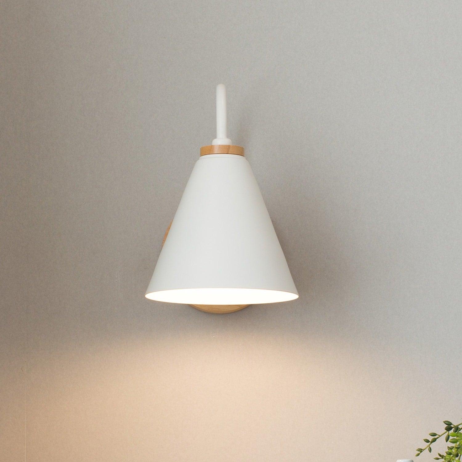 Kona Nordic Wall Lamp - Blowlighting